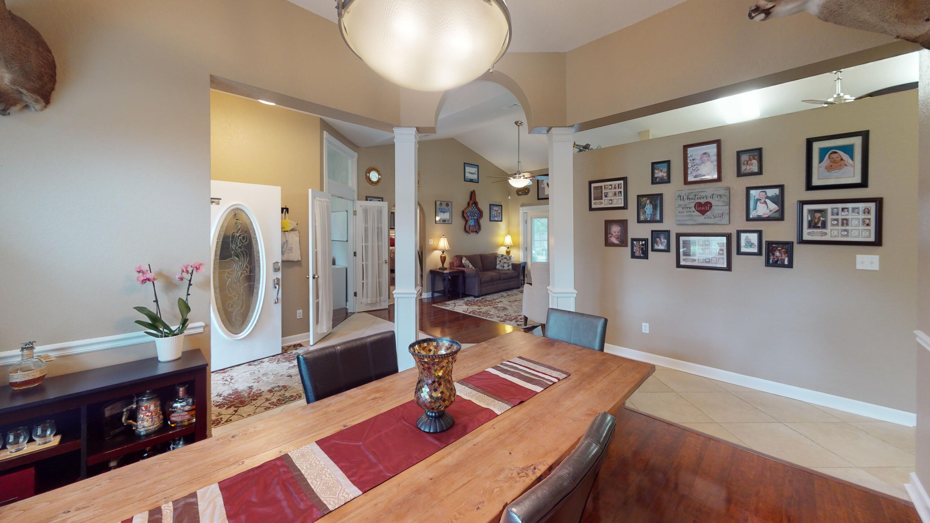 HOLLEY BY THE SEA - Residential