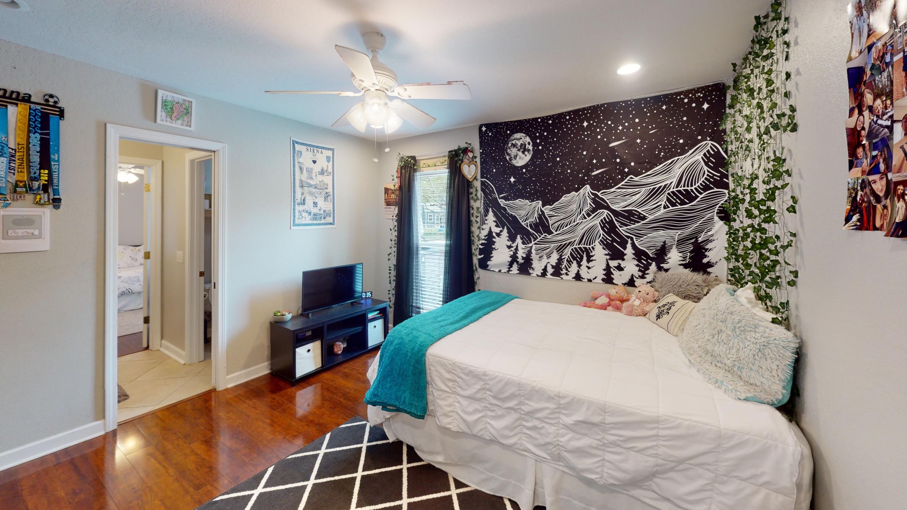HOLLEY BY THE SEA - Residential