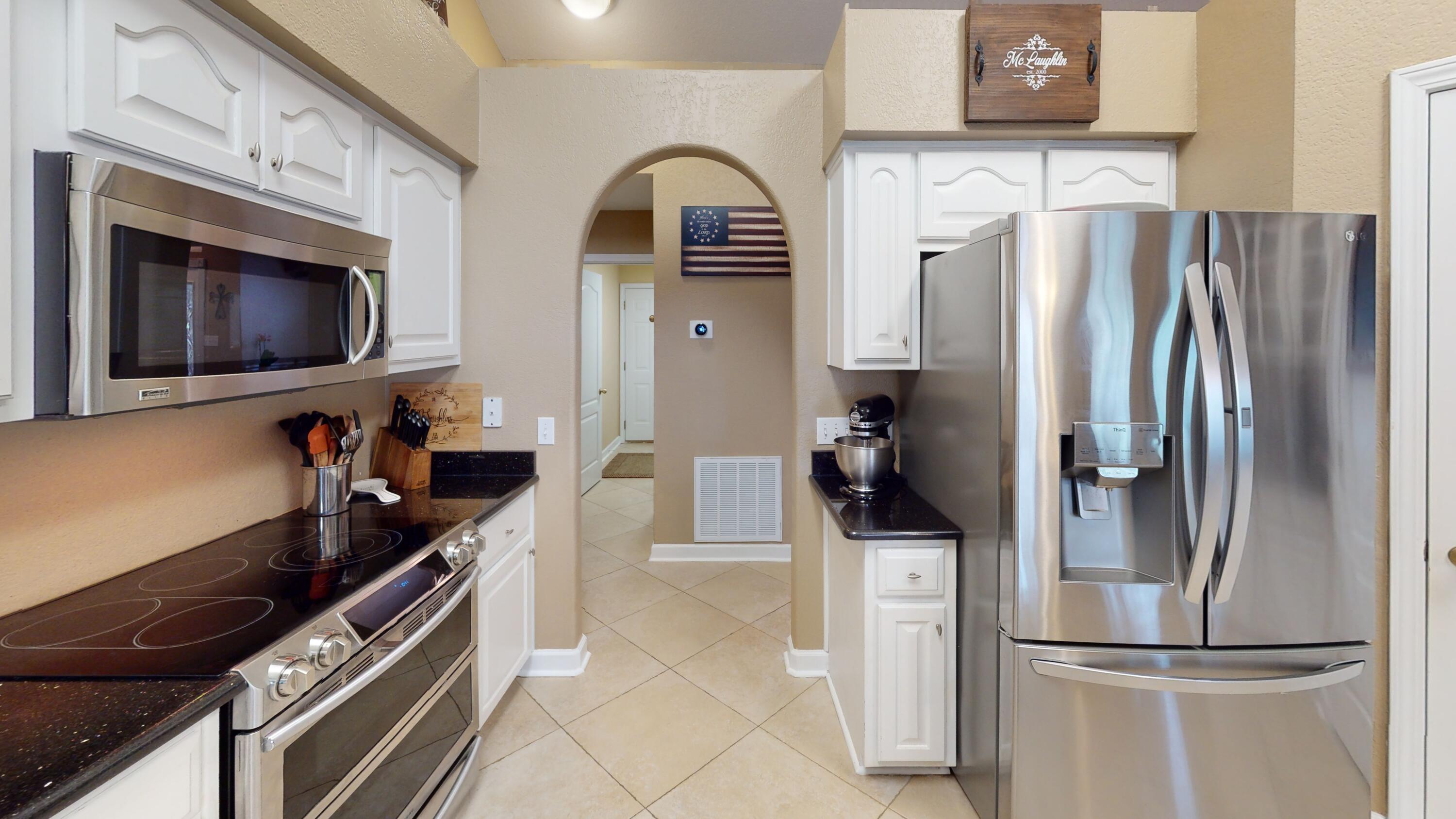 HOLLEY BY THE SEA - Residential