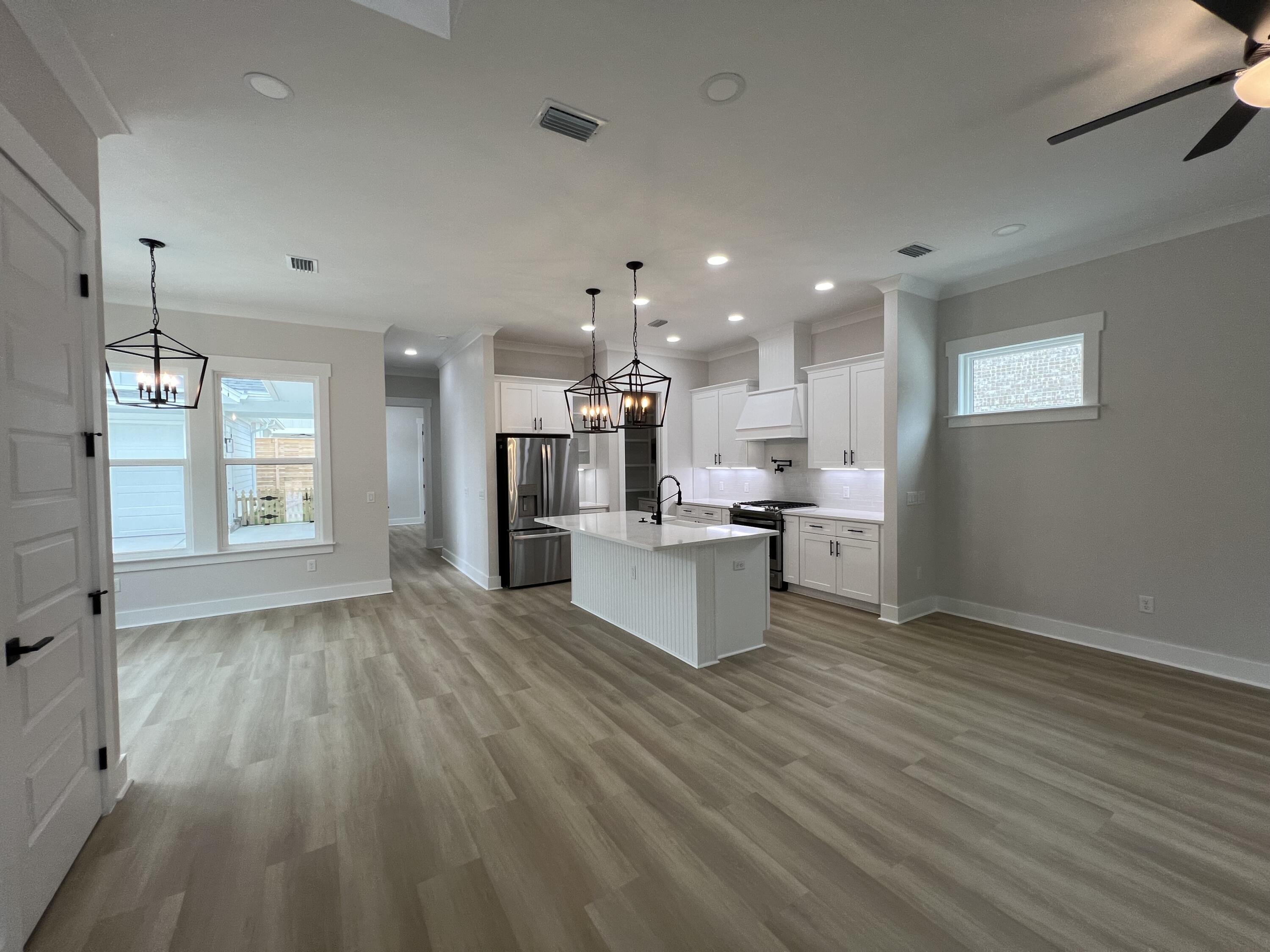 Deer Moss Creek - Residential