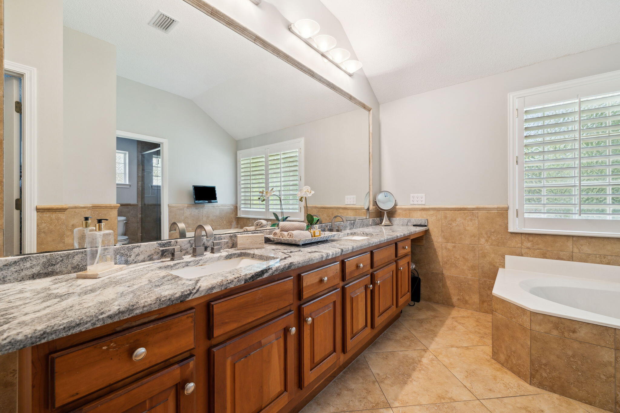 ROCKY BAYOU ESTATES 15 - Residential
