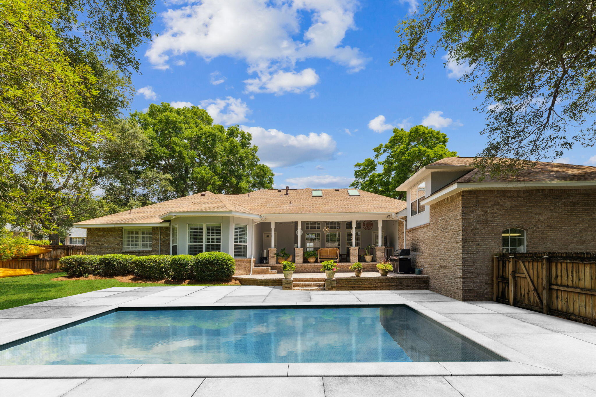 ROCKY BAYOU ESTATES 15 - Residential