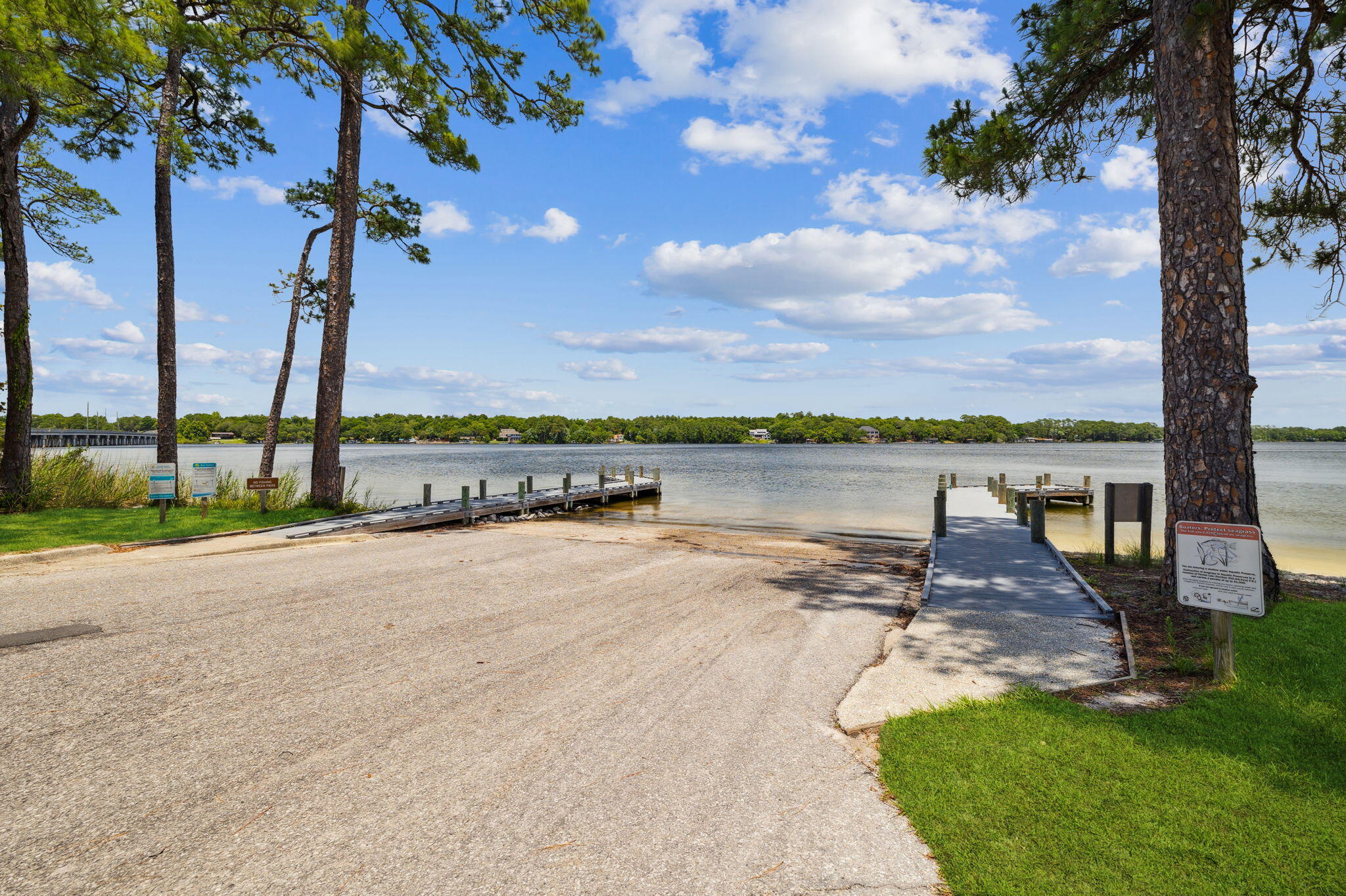 ROCKY BAYOU ESTATES 15 - Residential