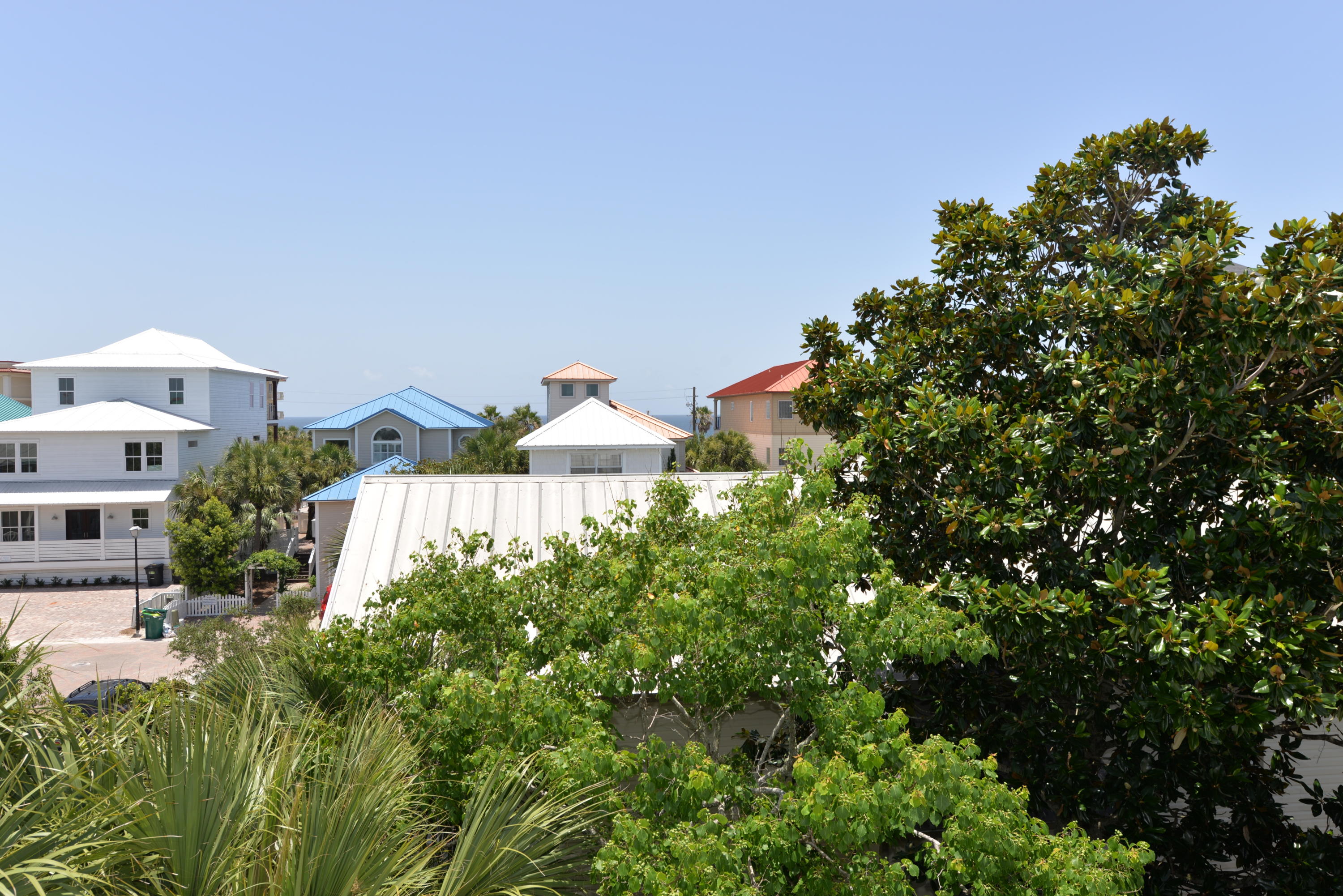 CRYSTAL BEACH - Residential