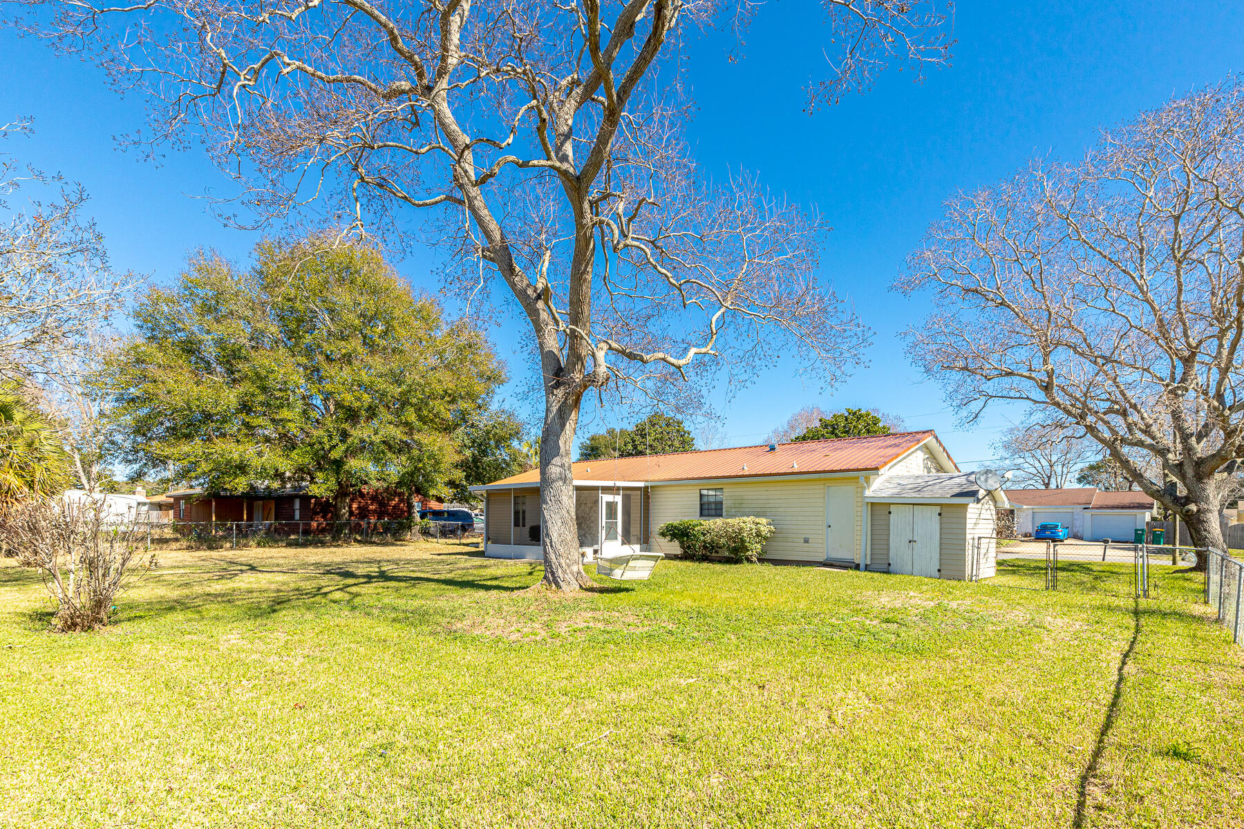 EASTWOOD 9TH ADDN - Residential