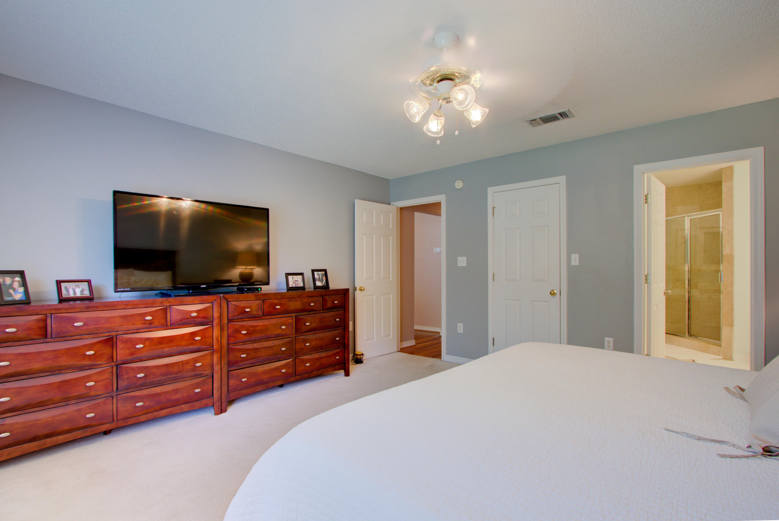 CREETWOODS - Residential