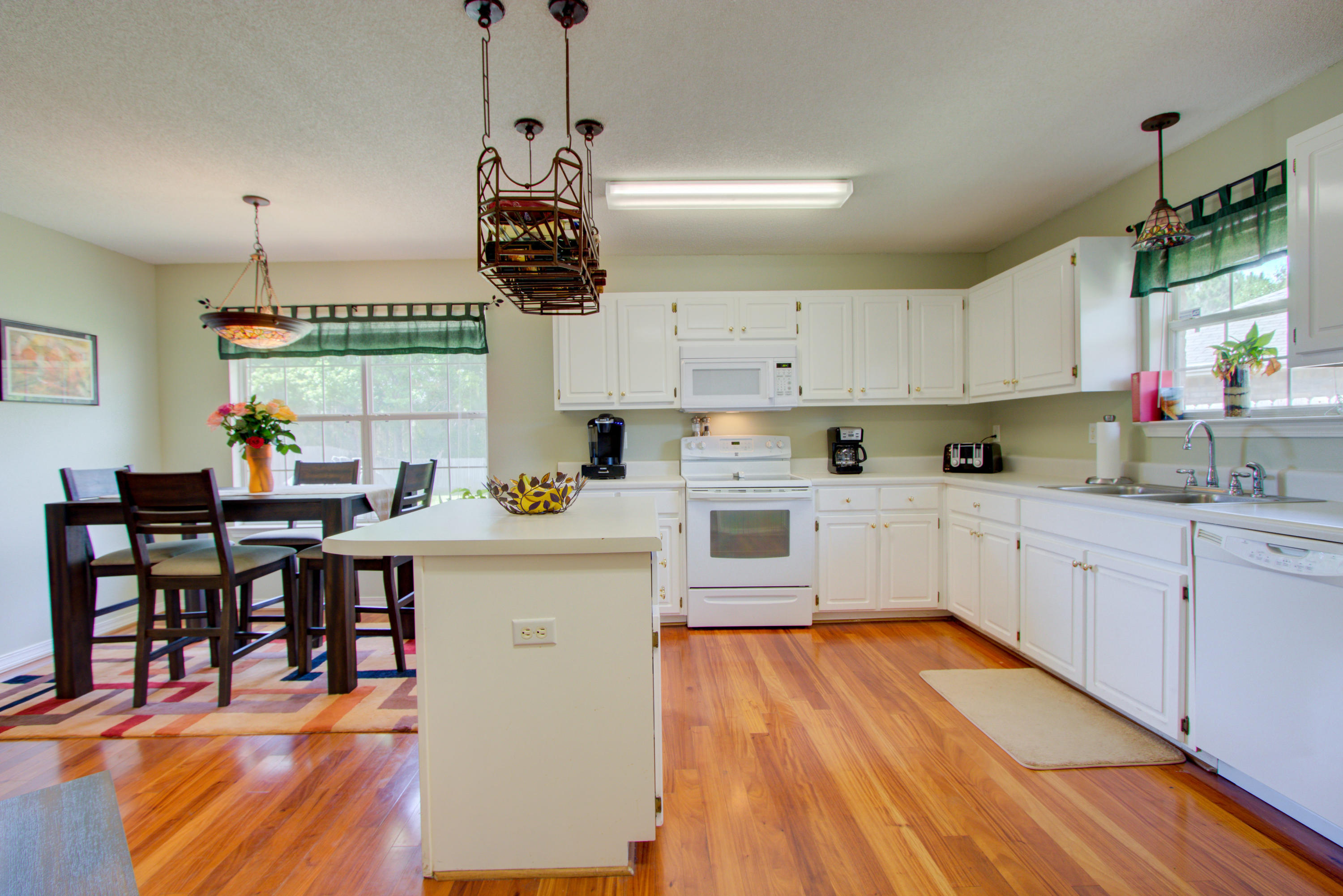 CREETWOODS - Residential