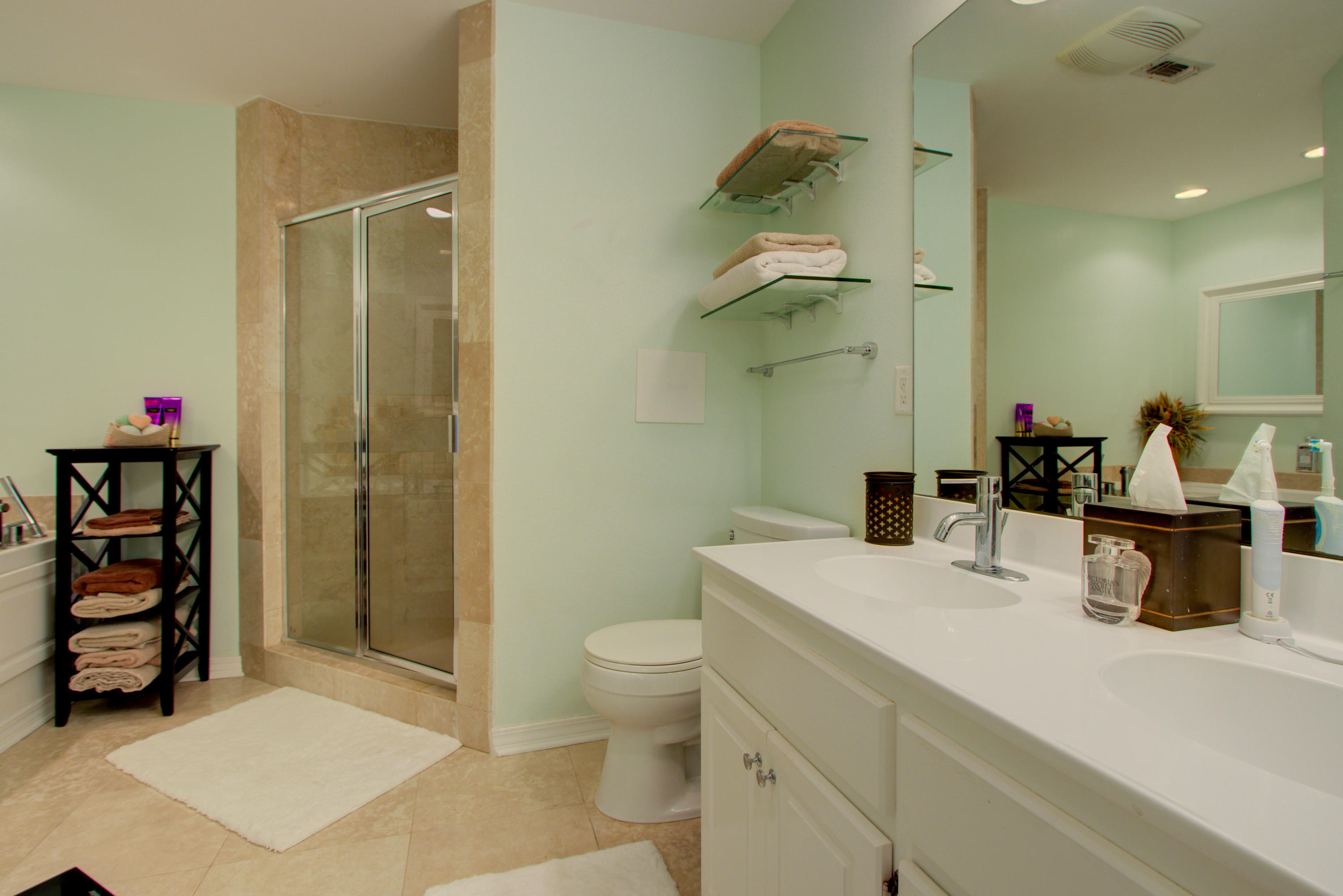 CREETWOODS - Residential