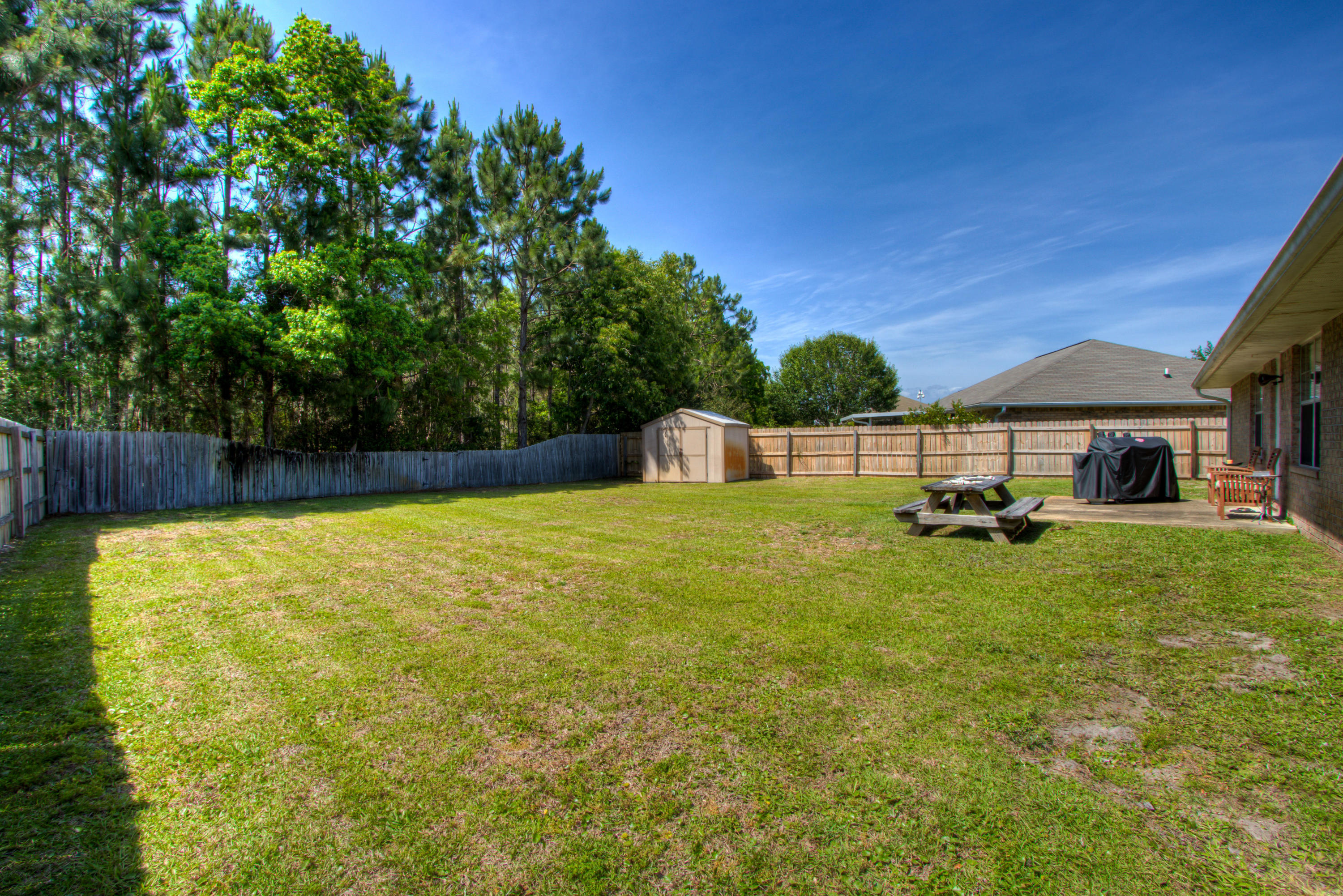 CREETWOODS - Residential