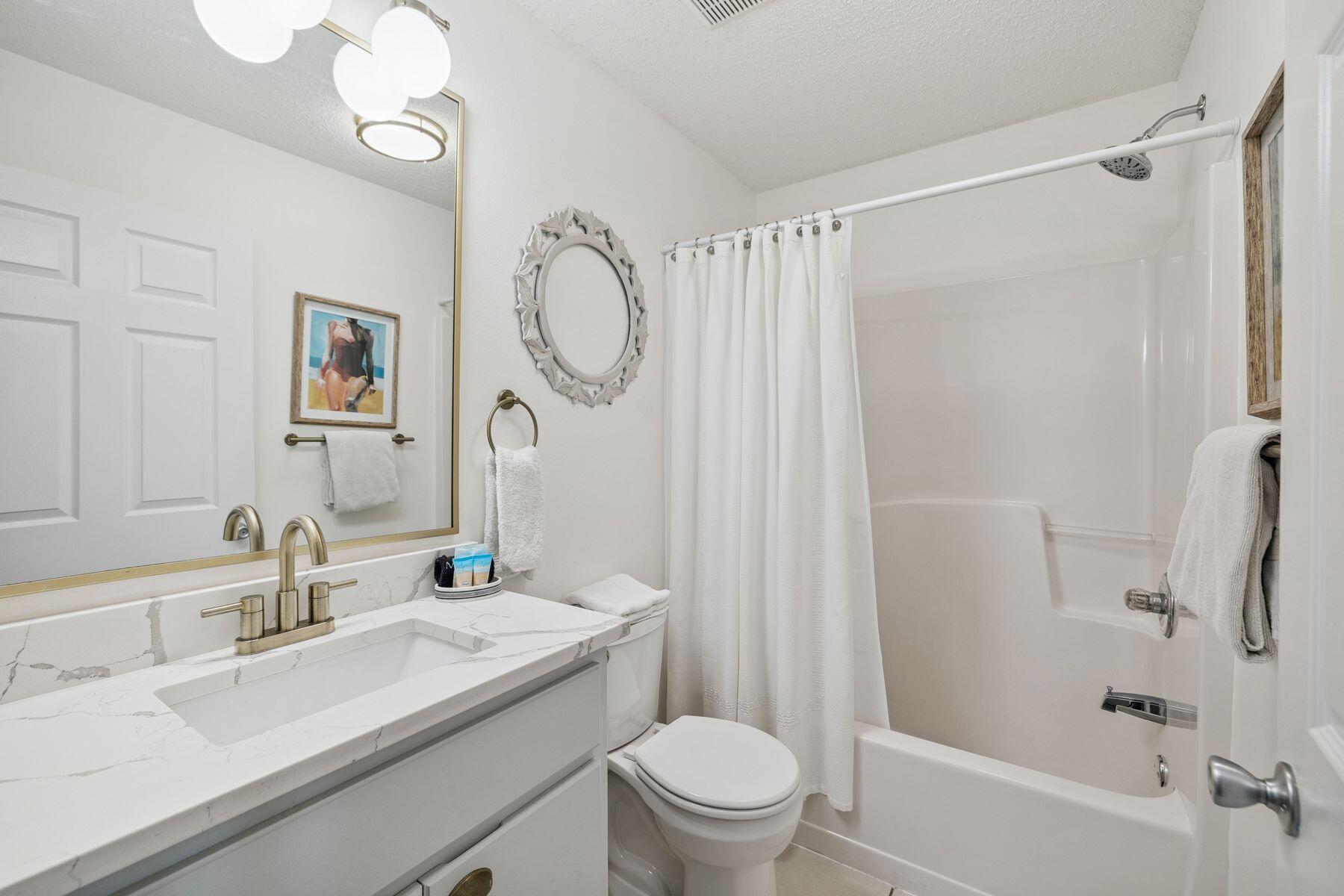 ROLLIN TIDE VILLAS - Residential
