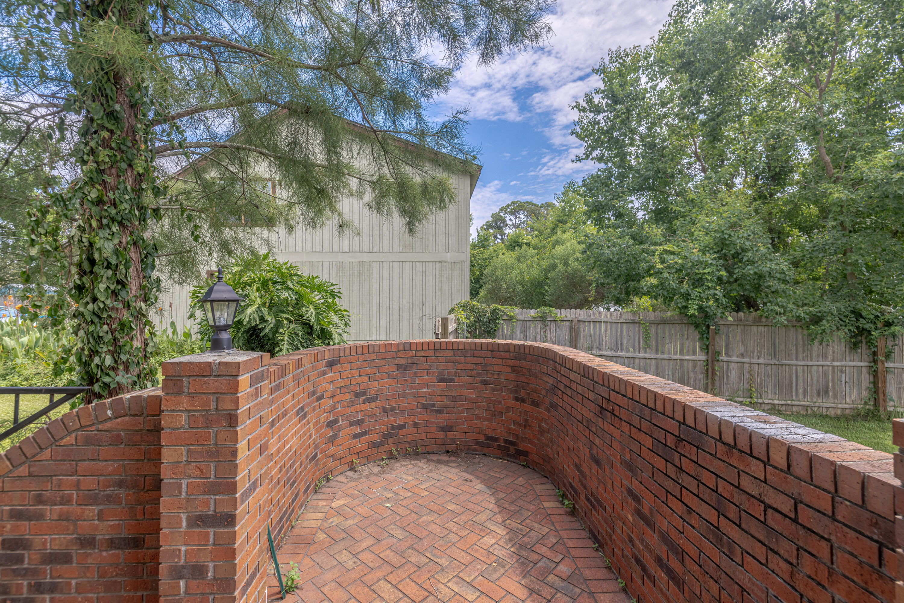 GRAND LAGOON BANKS - Residential