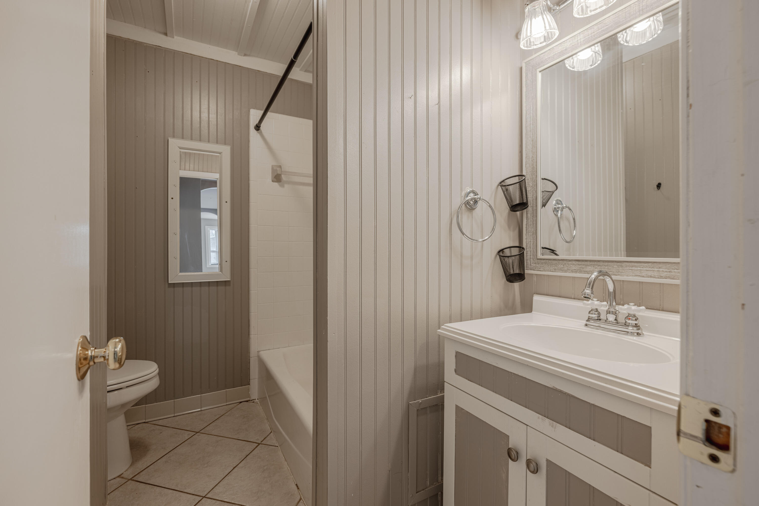 GRAND LAGOON BANKS - Residential