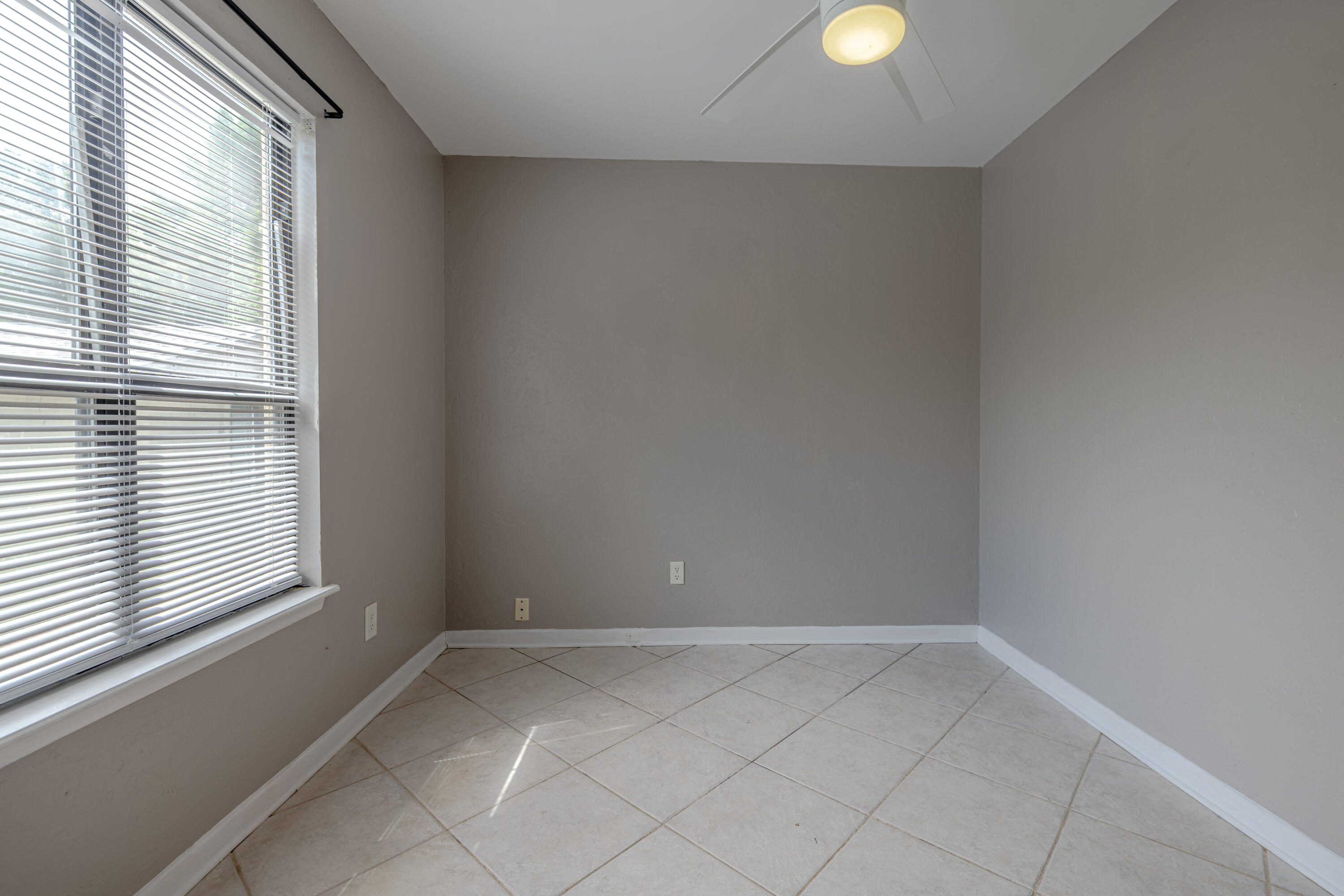 GRAND LAGOON BANKS - Residential