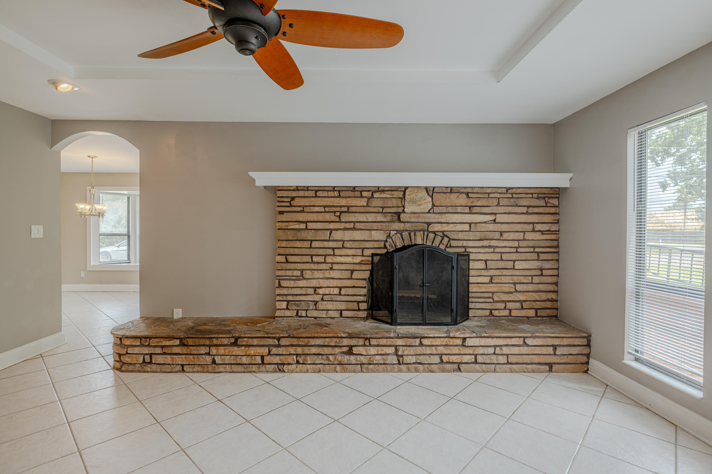 GRAND LAGOON BANKS - Residential