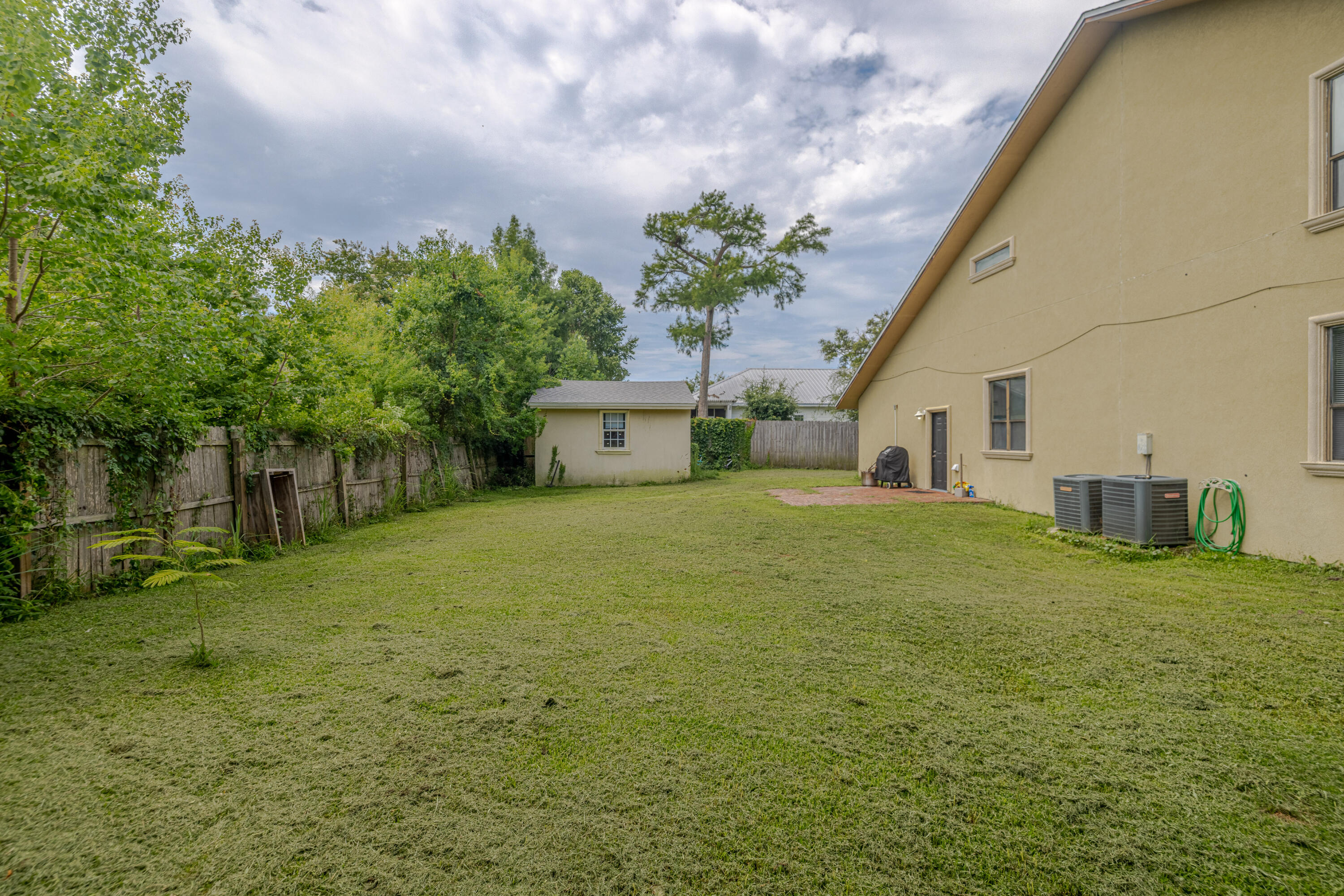 GRAND LAGOON BANKS - Residential