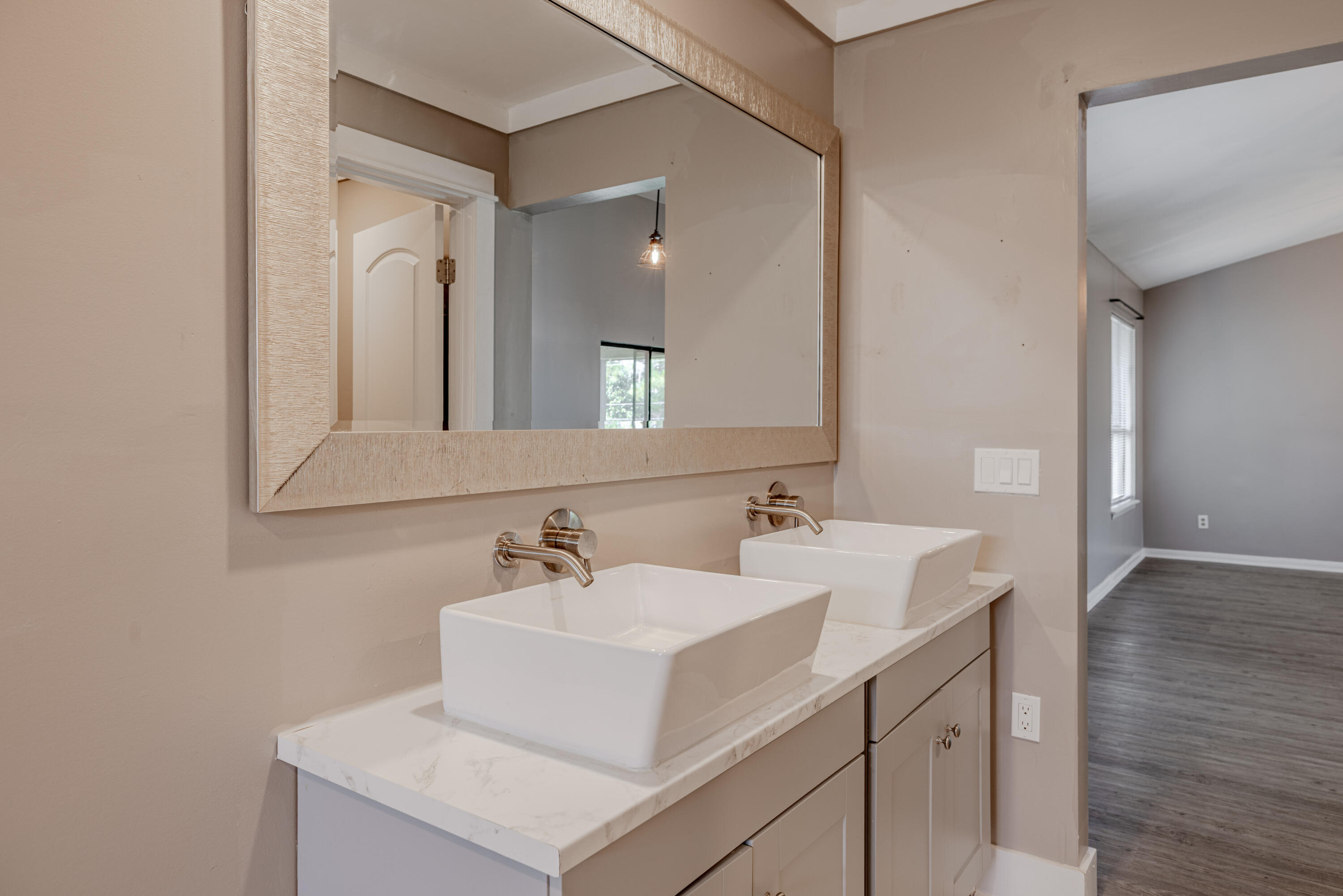 GRAND LAGOON BANKS - Residential