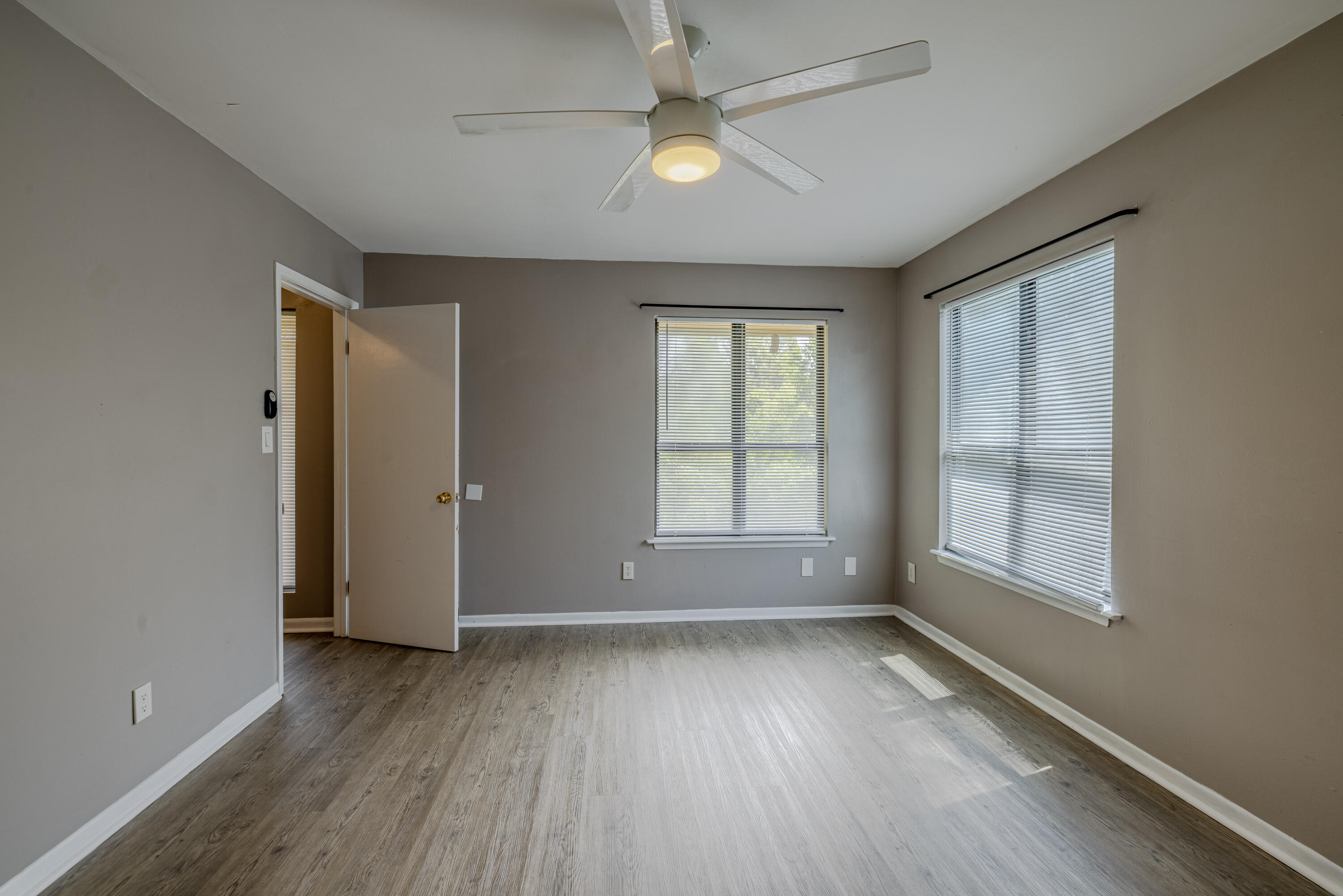 GRAND LAGOON BANKS - Residential