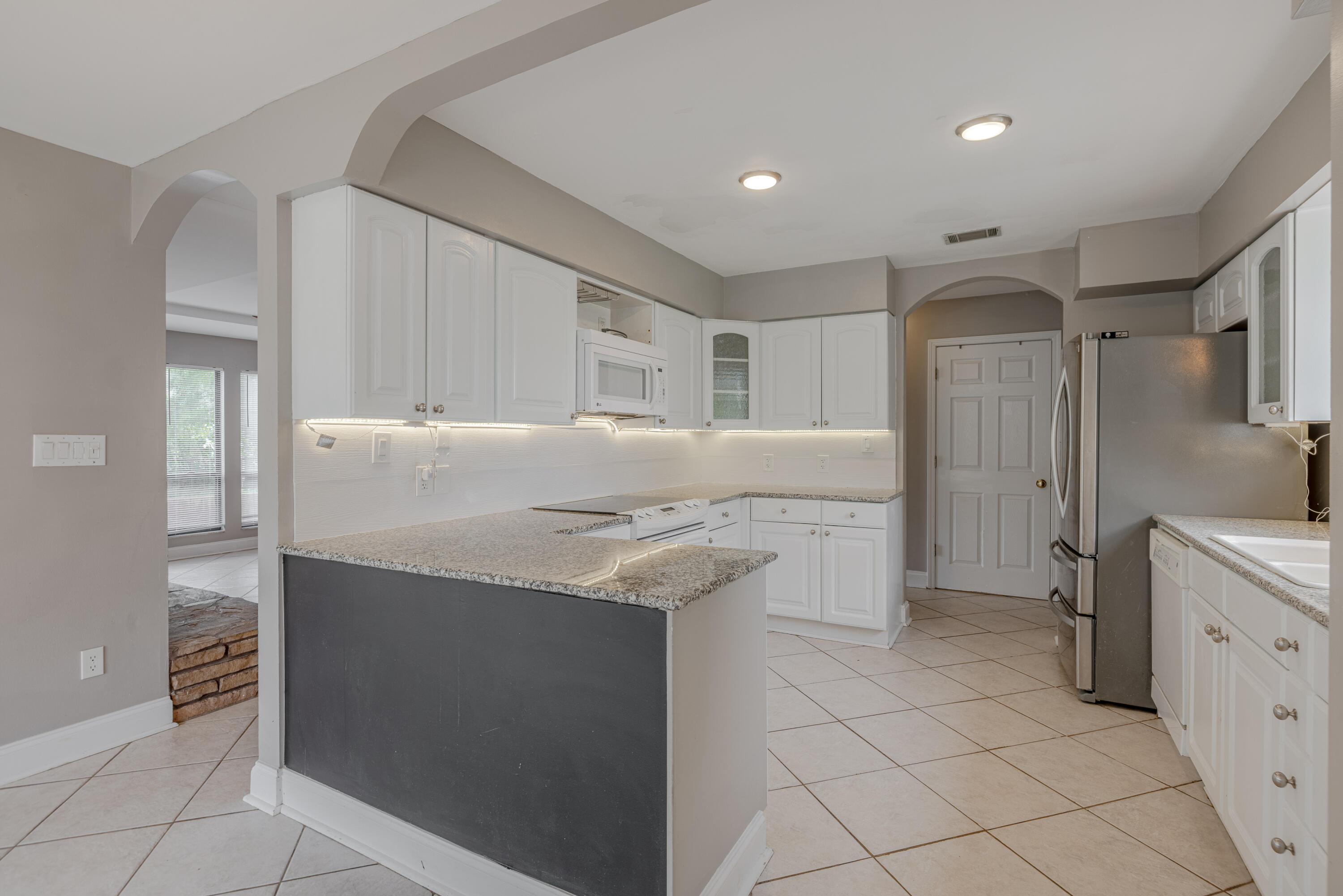 GRAND LAGOON BANKS - Residential
