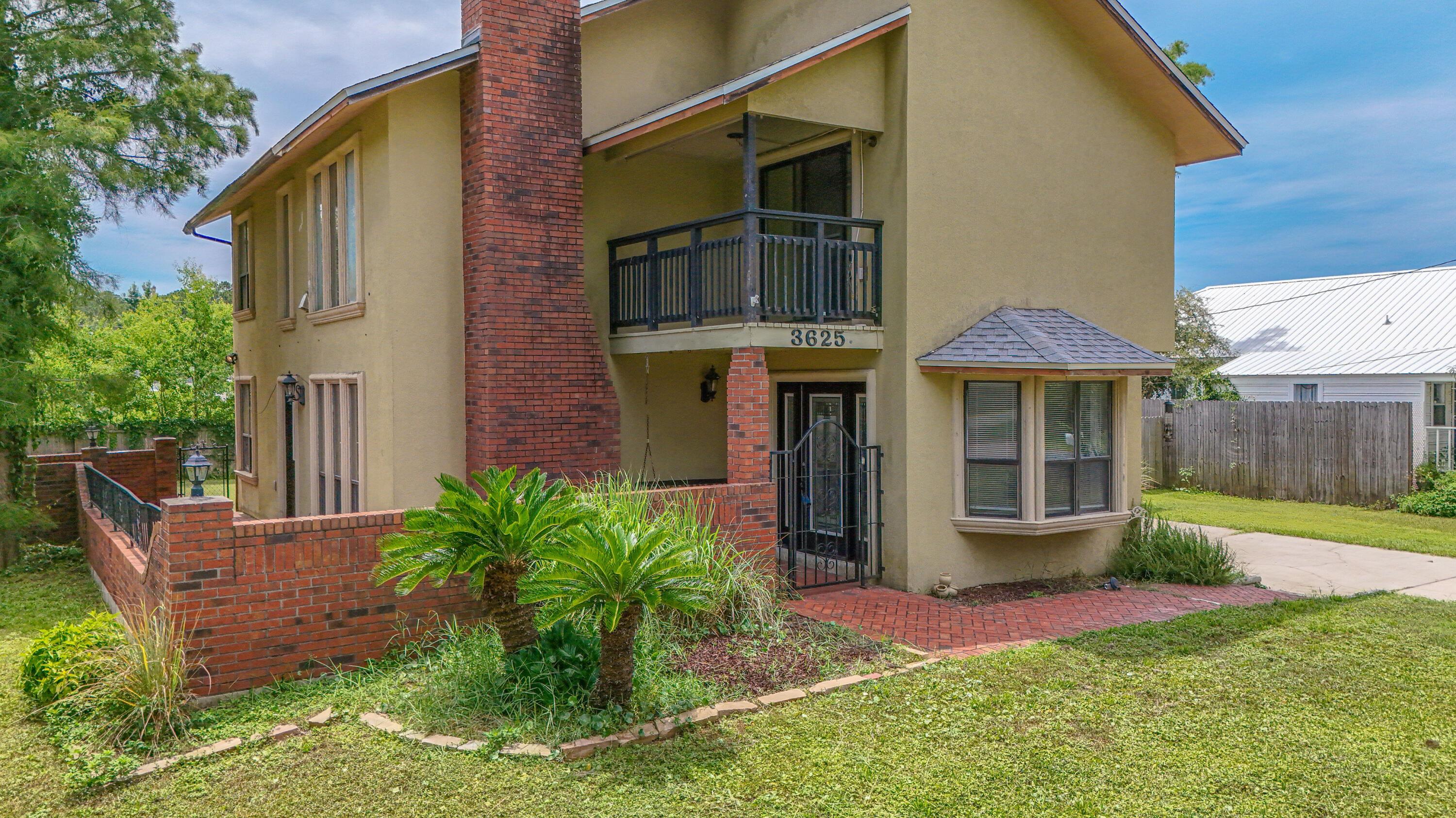 GRAND LAGOON BANKS - Residential