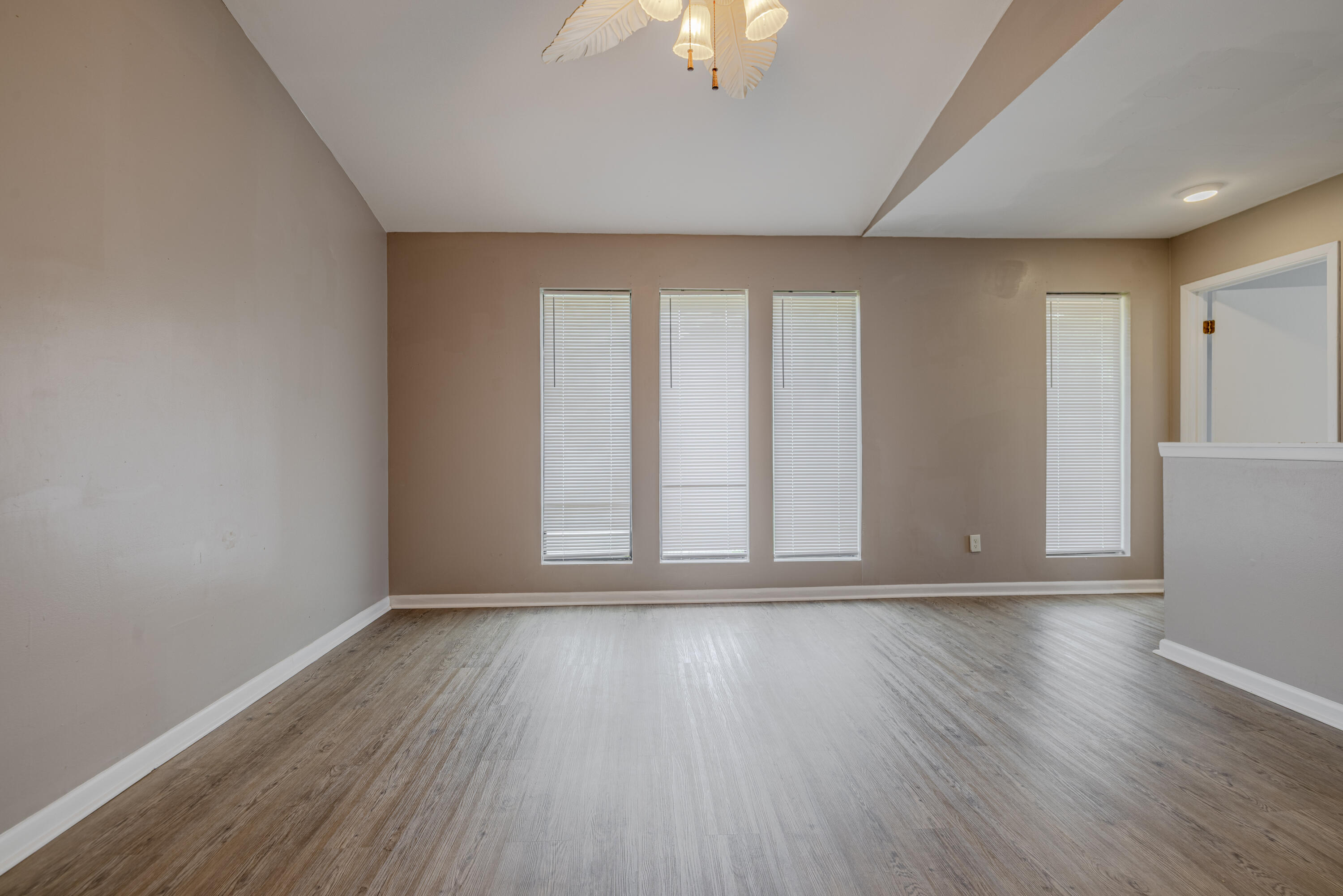 GRAND LAGOON BANKS - Residential