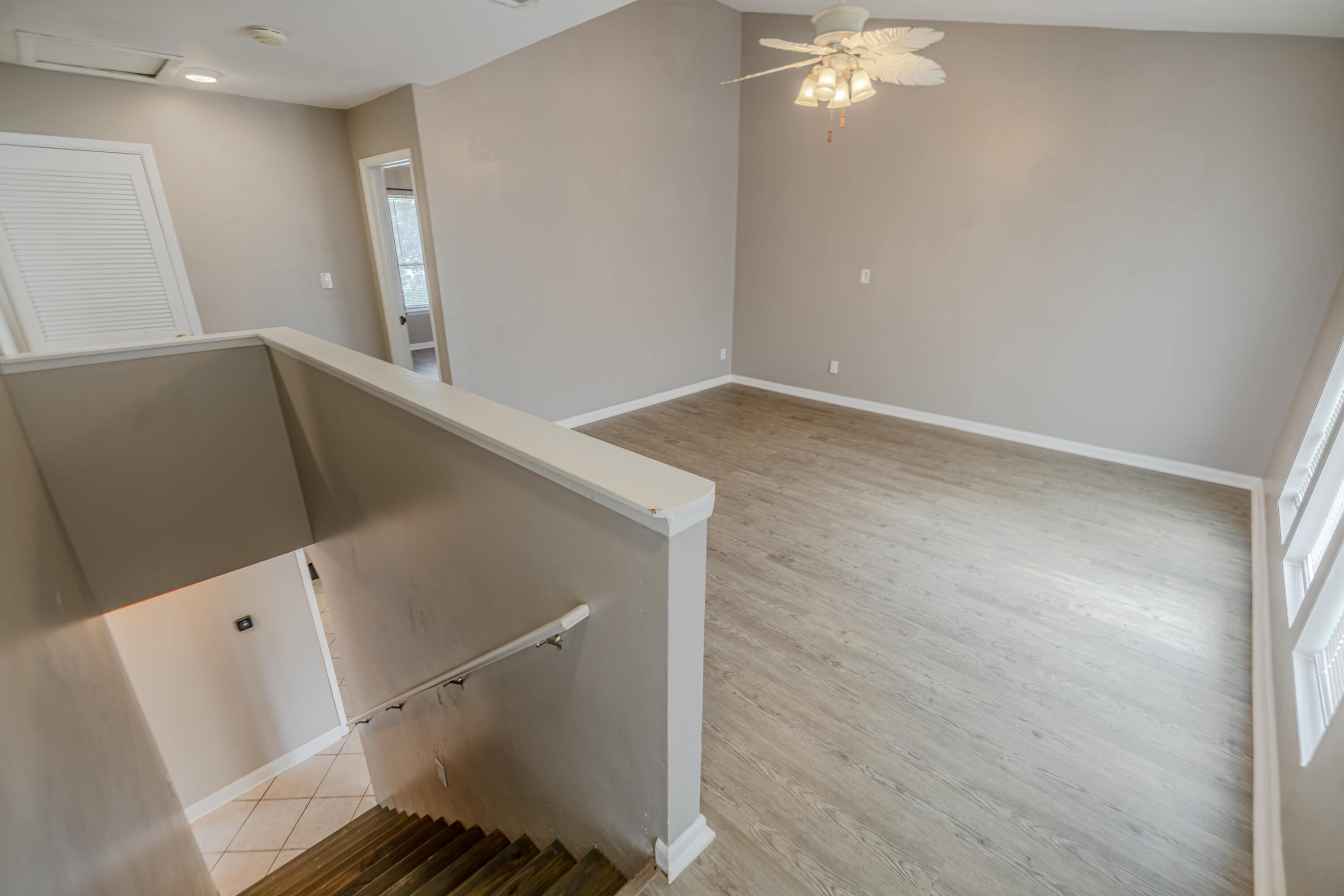 GRAND LAGOON BANKS - Residential