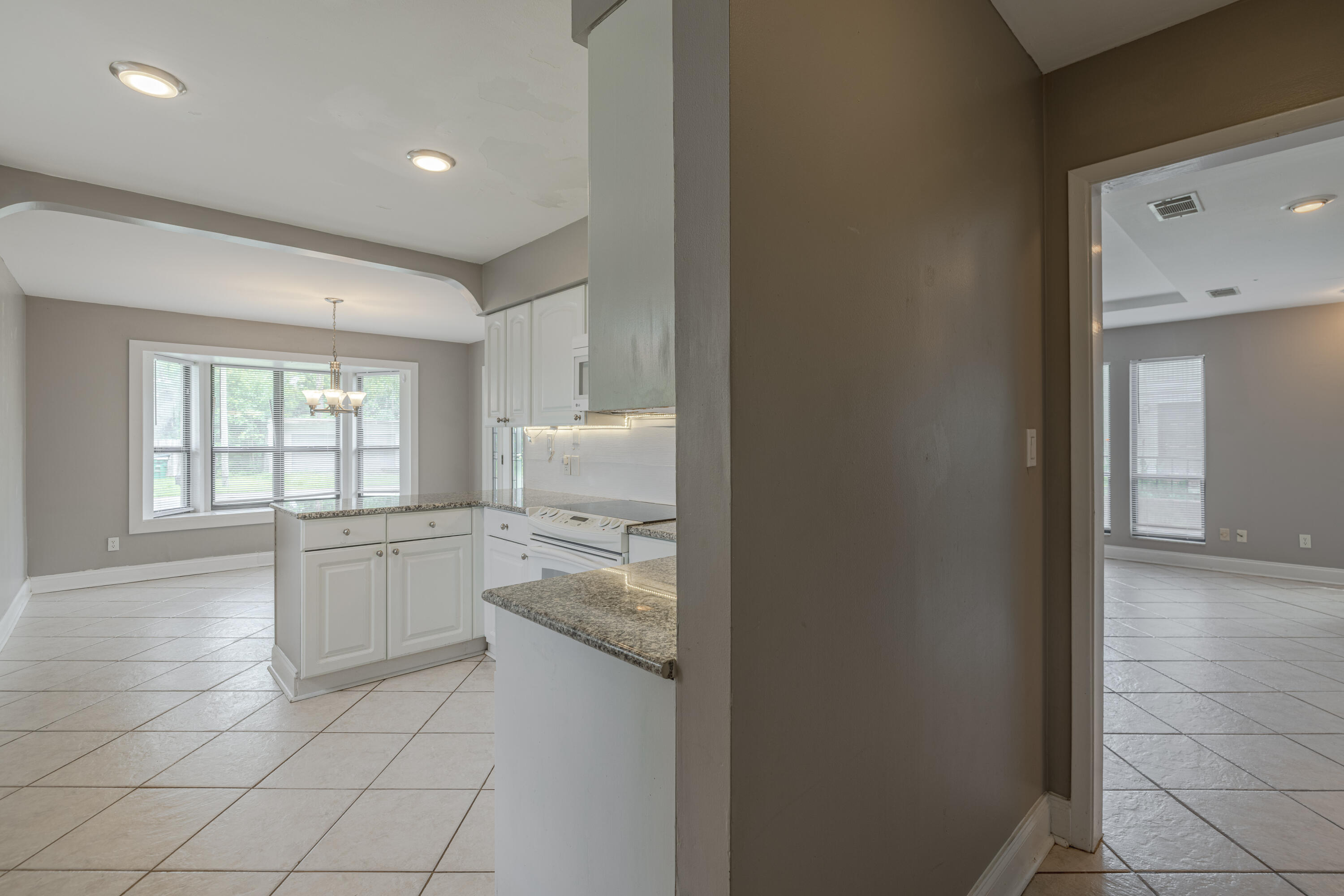 GRAND LAGOON BANKS - Residential