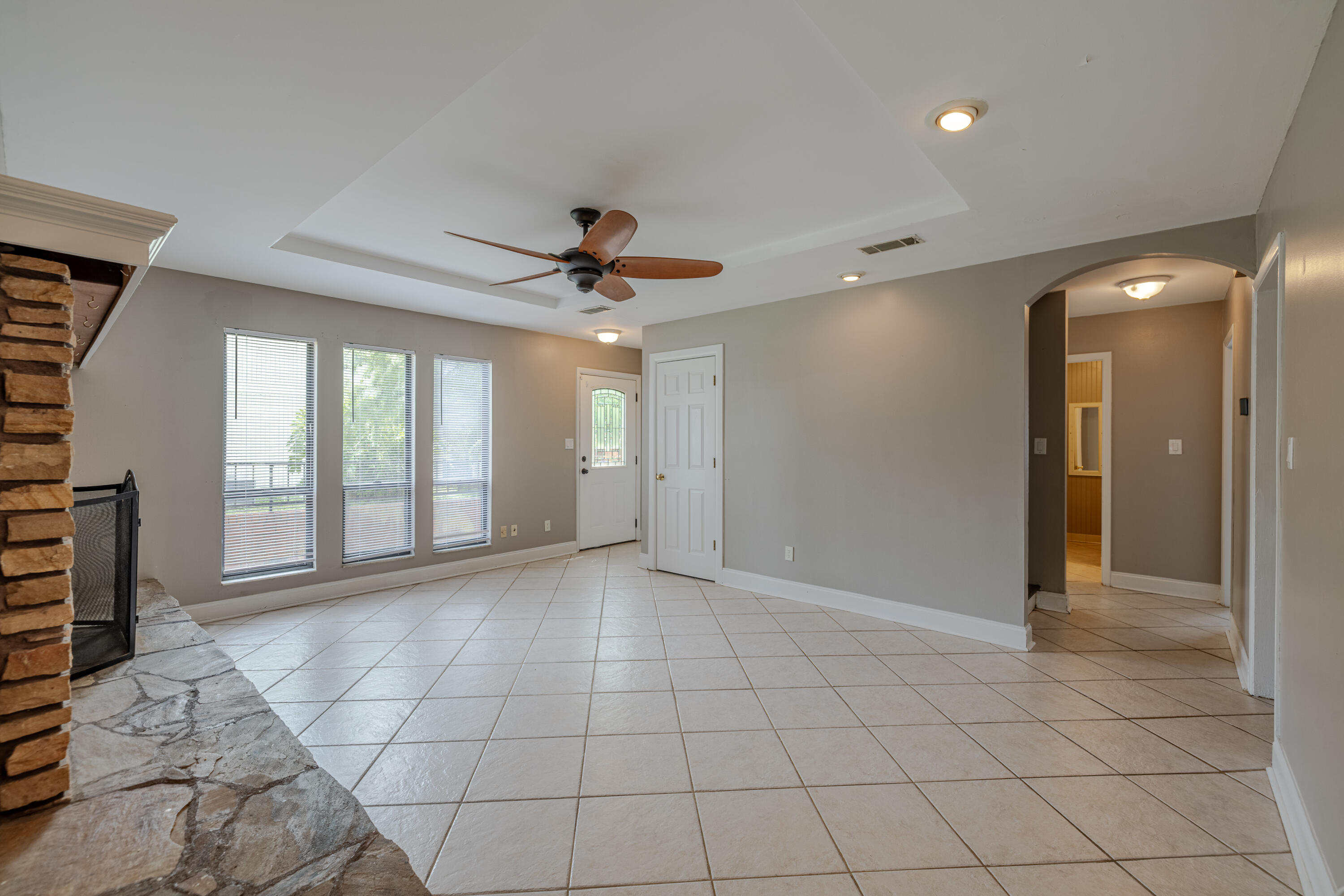 GRAND LAGOON BANKS - Residential