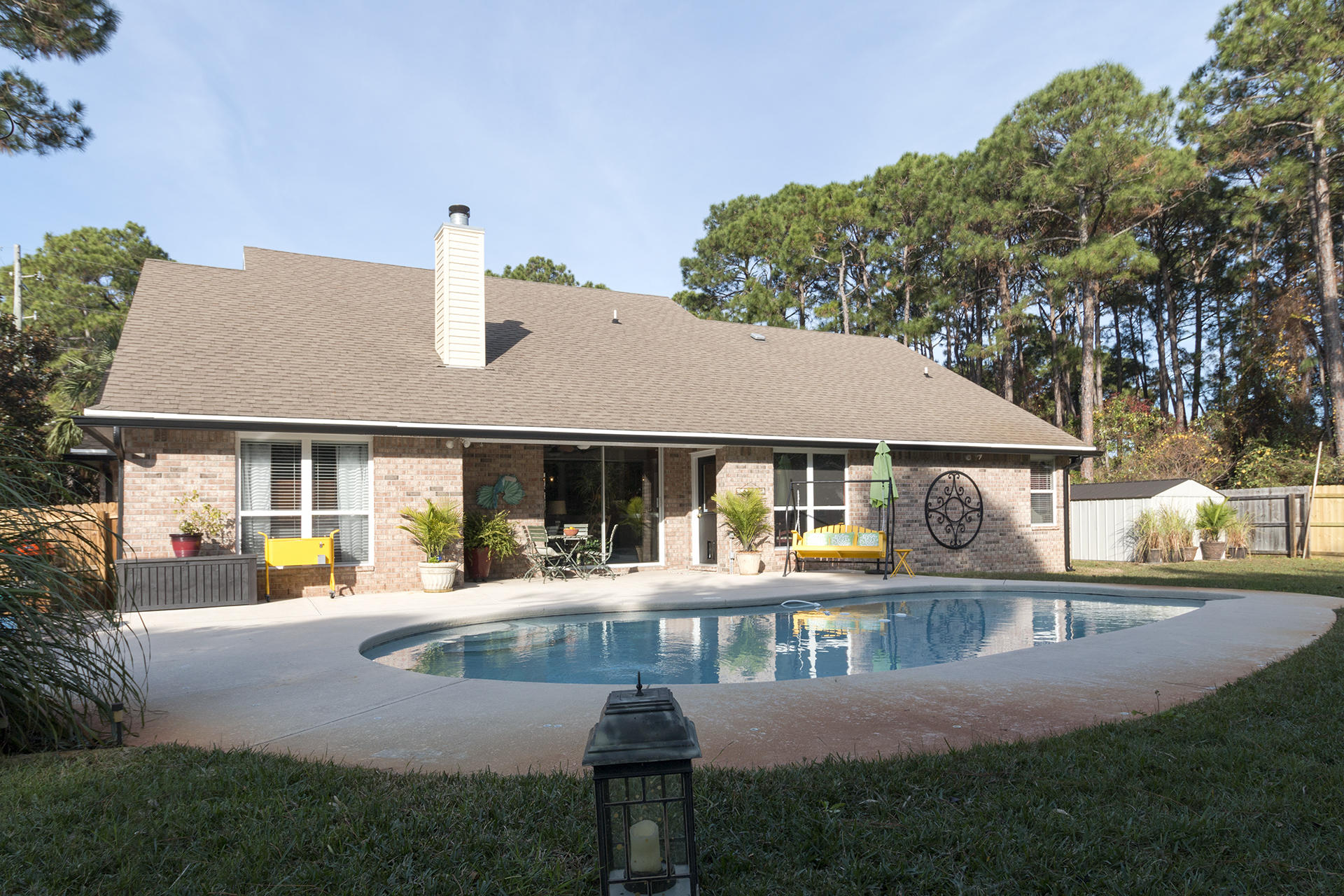 WINDSOR FOREST - Residential