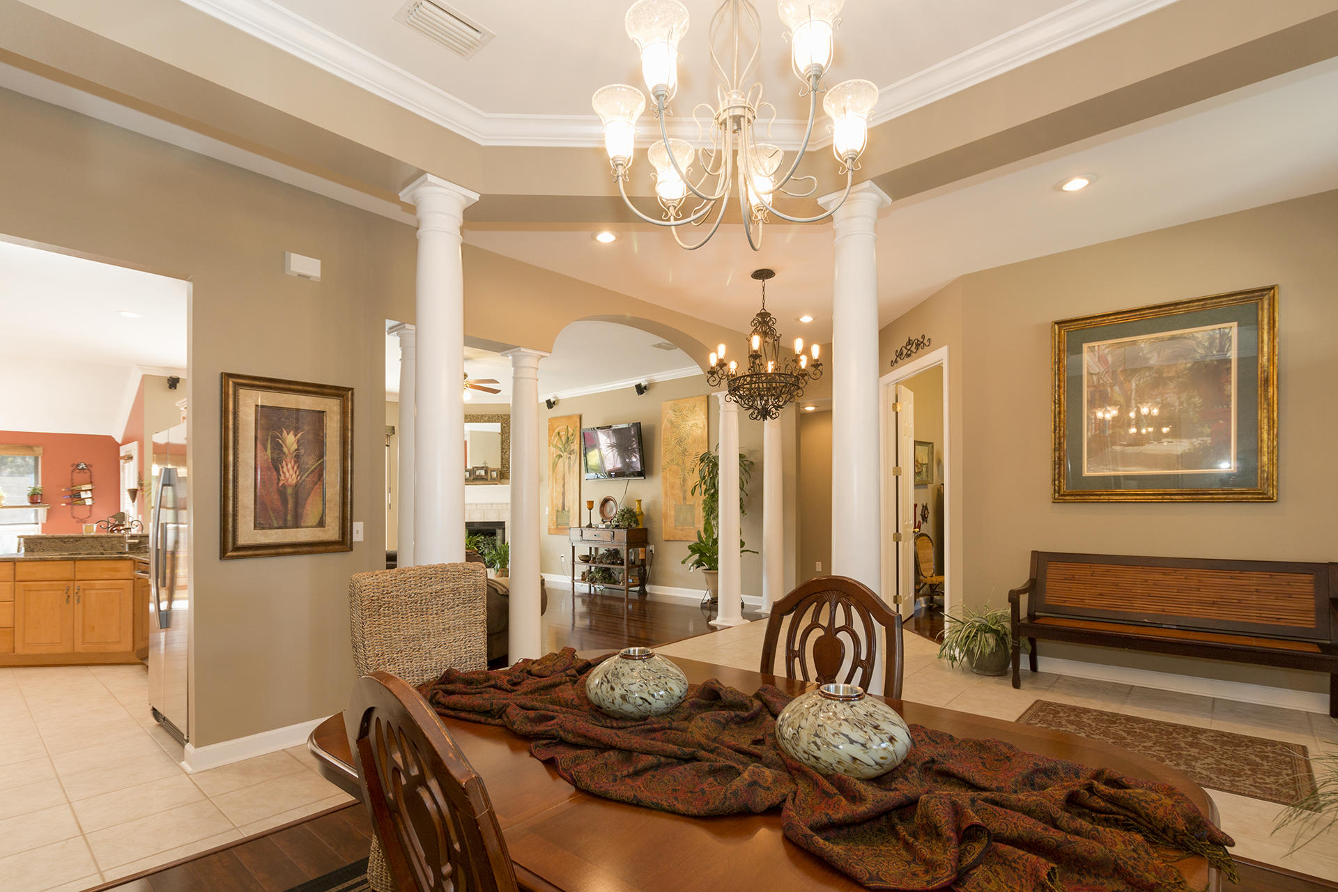 WINDSOR FOREST - Residential