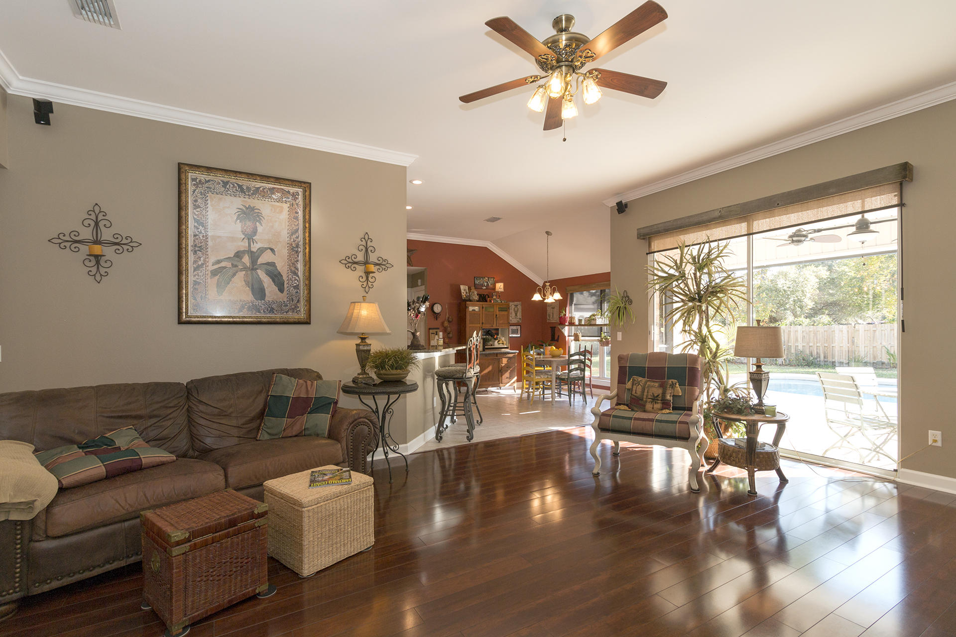 WINDSOR FOREST - Residential