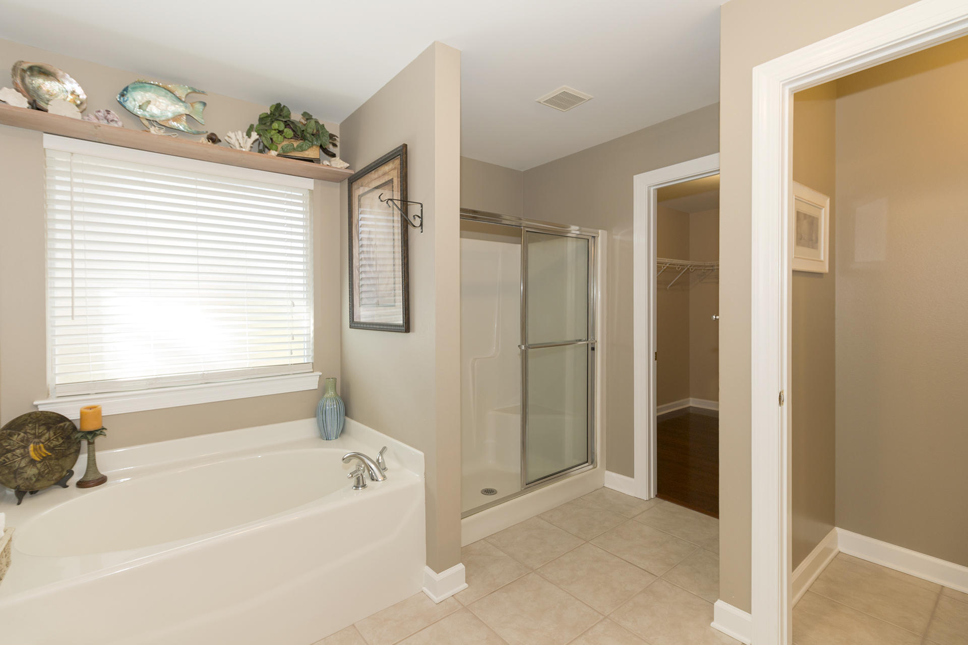 WINDSOR FOREST - Residential