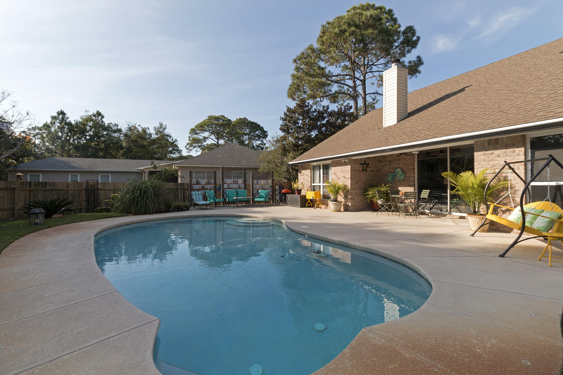 WINDSOR FOREST - Residential