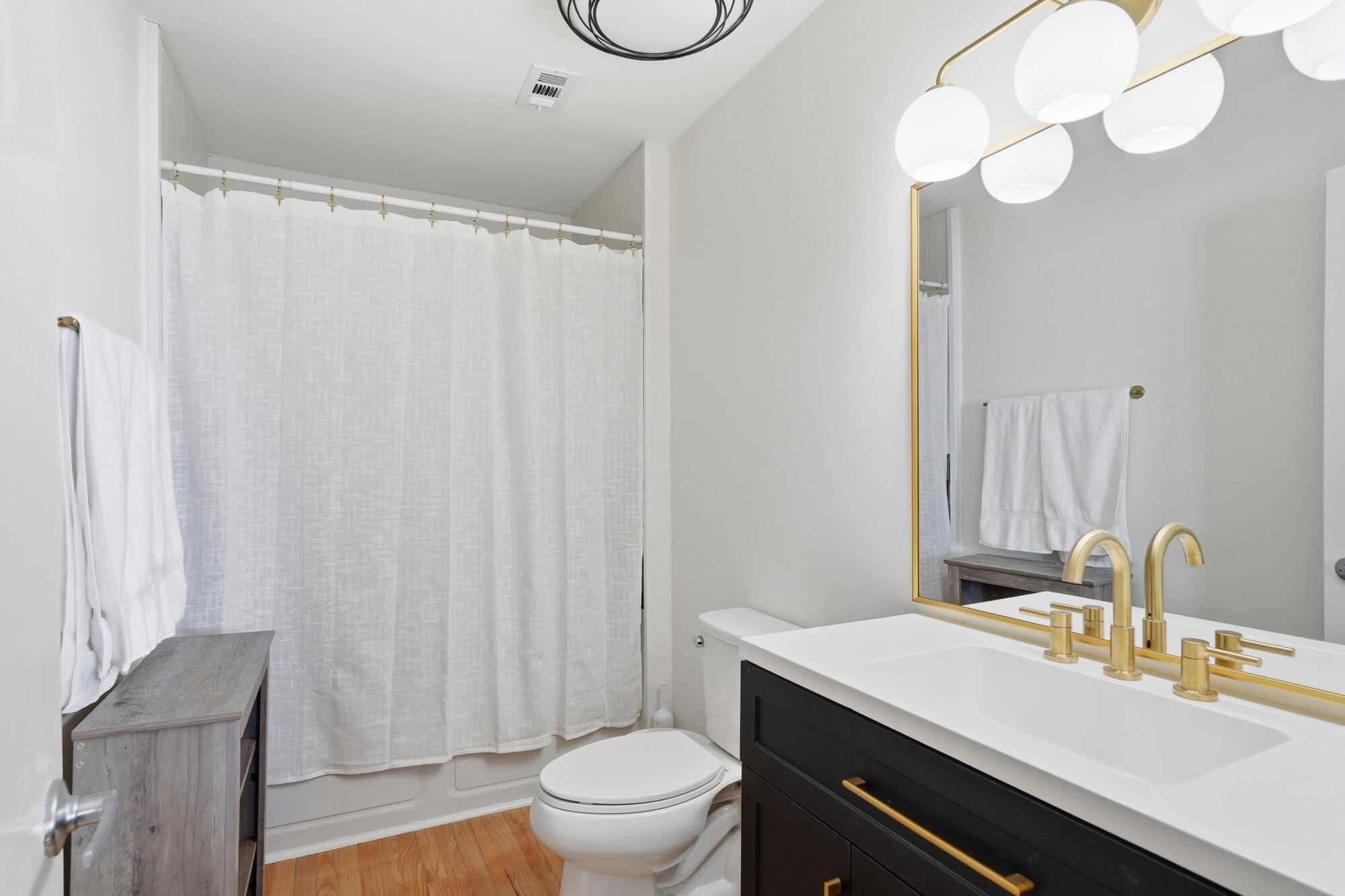 SANDCASTLE BEACH HOMES - Residential