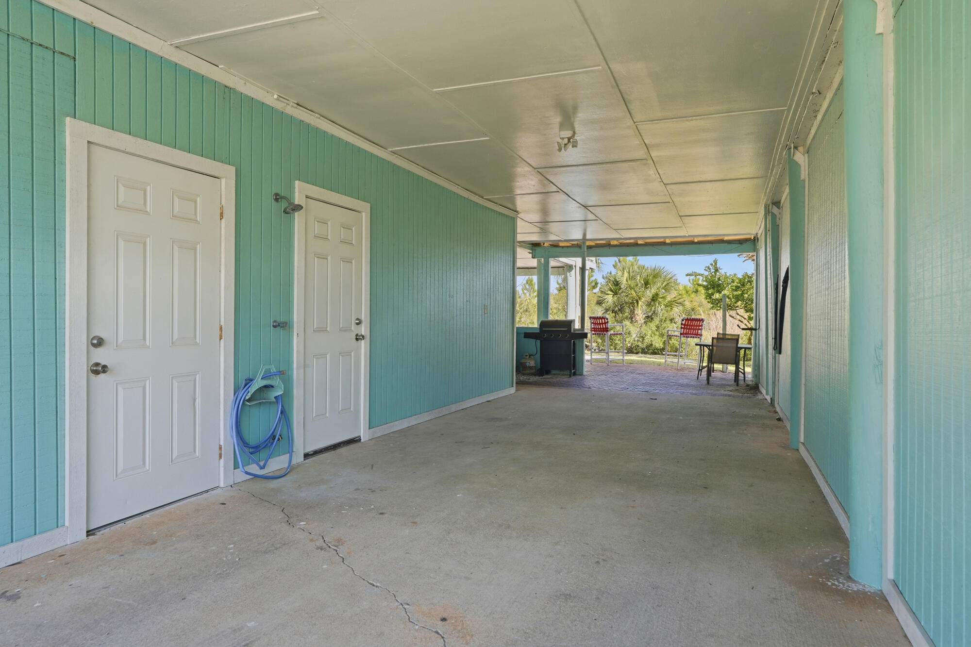 SANDCASTLE BEACH HOMES - Residential