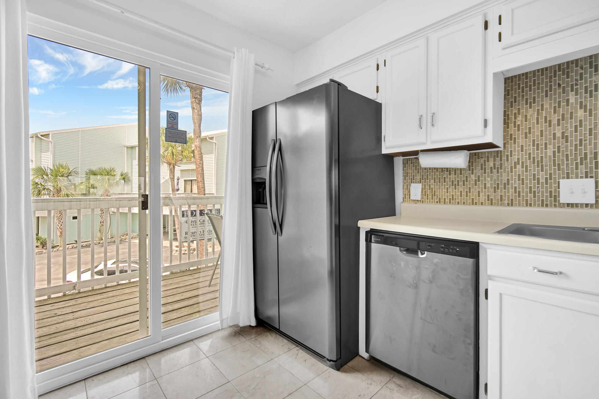 SANDCASTLE BEACH HOMES - Residential