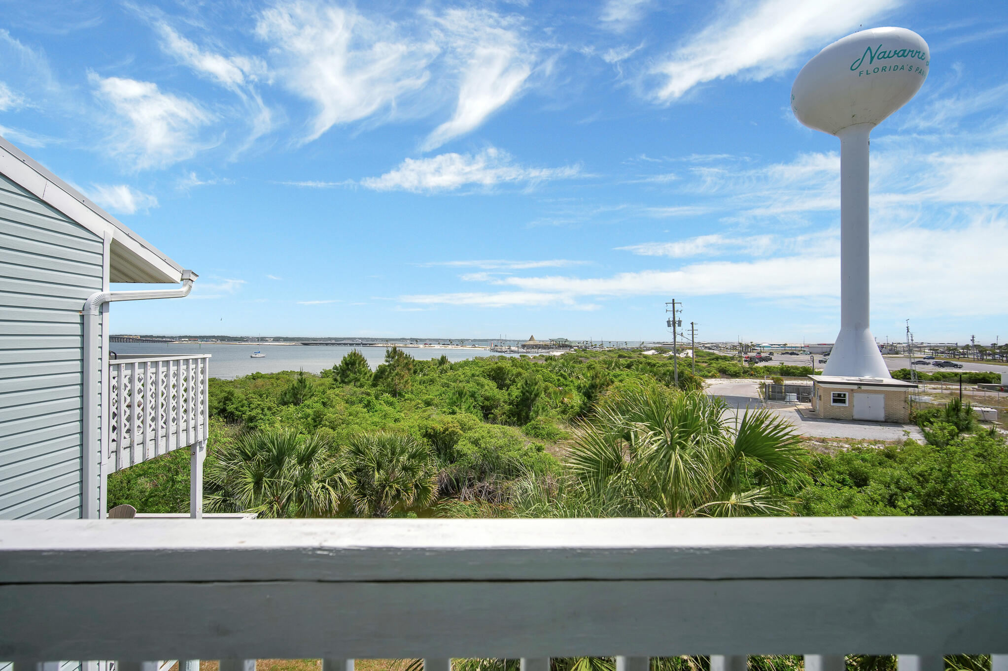 SANDCASTLE BEACH HOMES - Residential