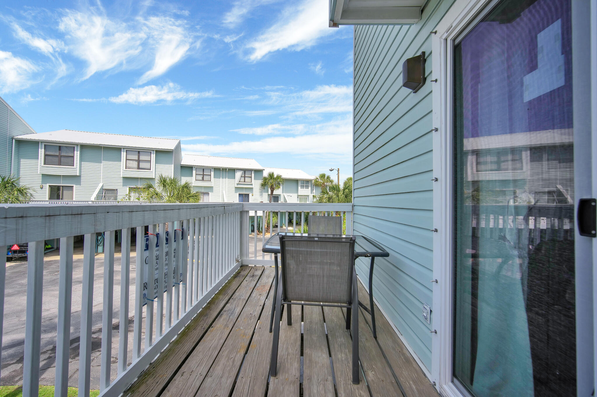 SANDCASTLE BEACH HOMES - Residential