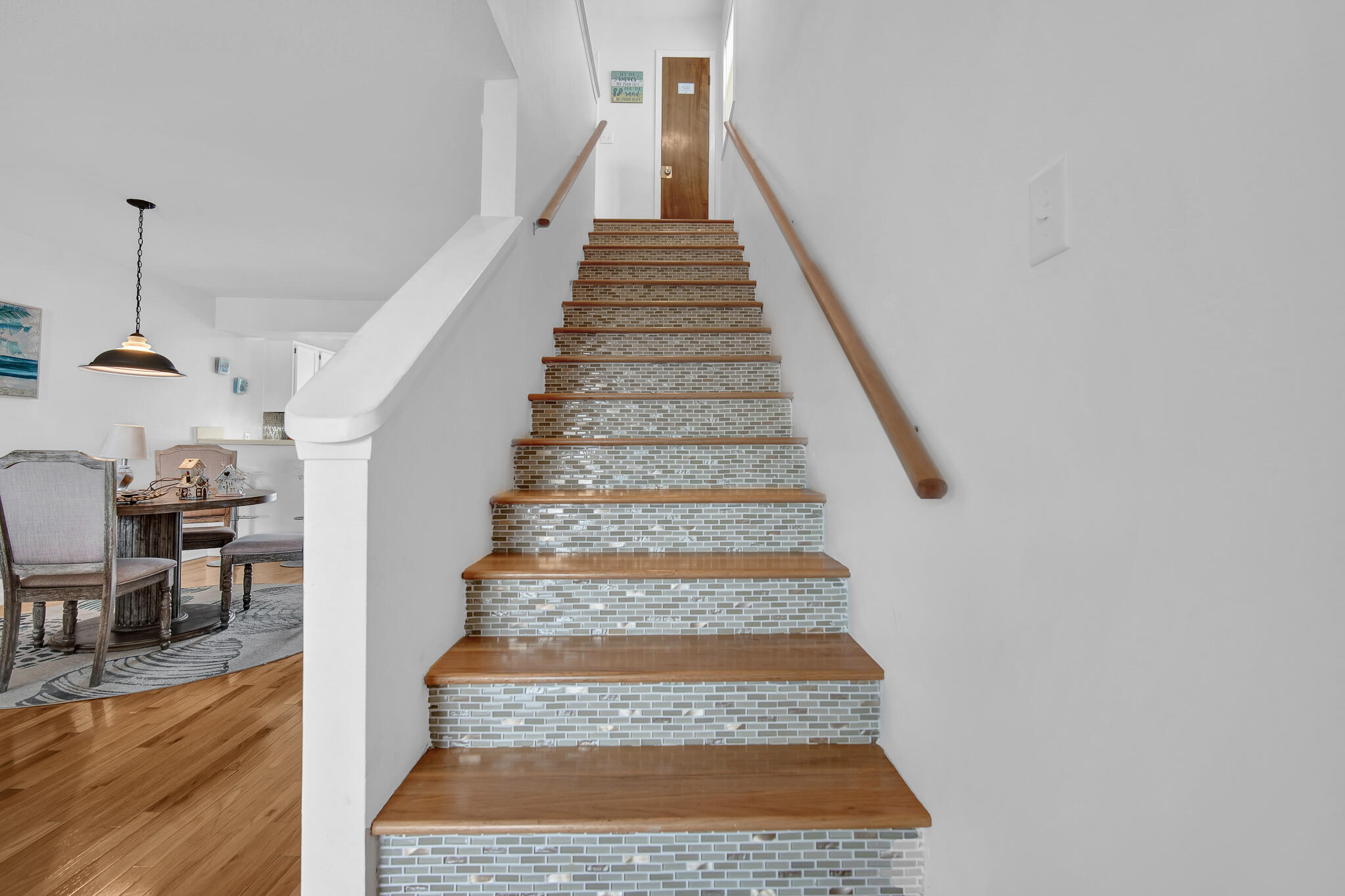 SANDCASTLE BEACH HOMES - Residential