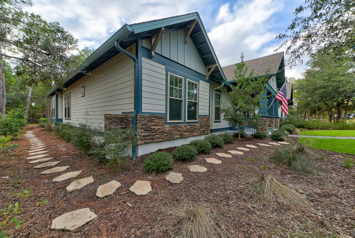 WILD HERON - Residential