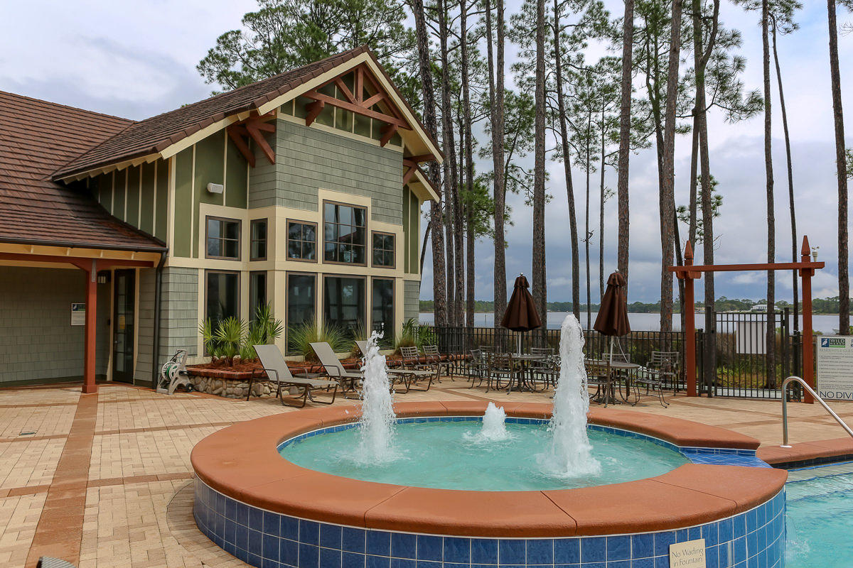 WILD HERON - Residential