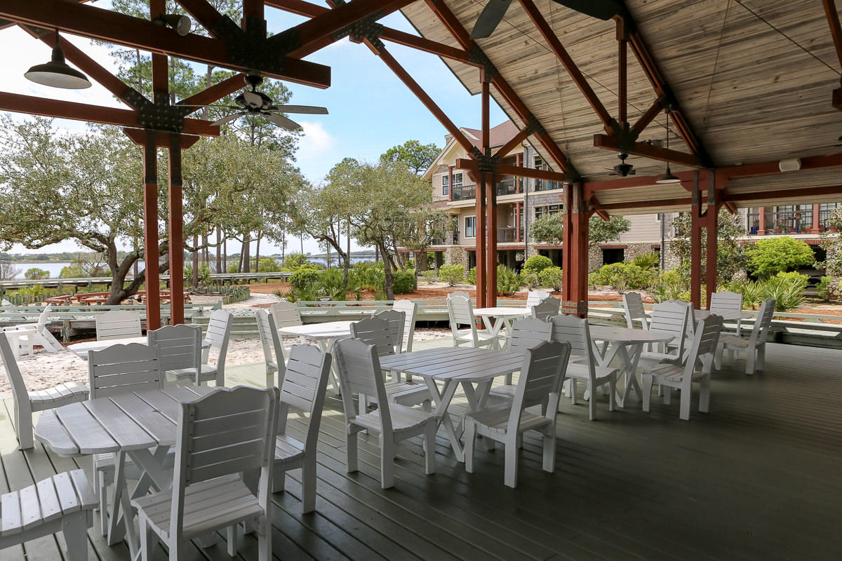 WILD HERON - Residential