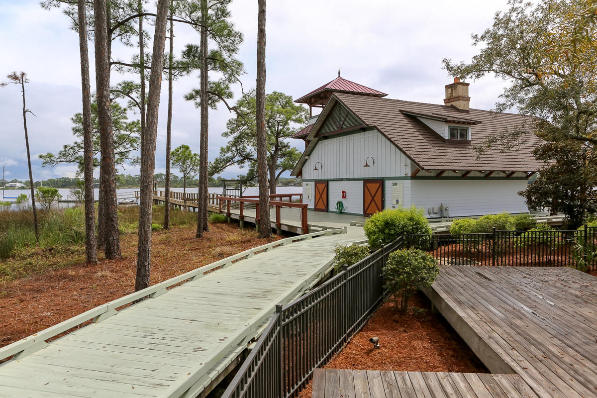 WILD HERON - Residential