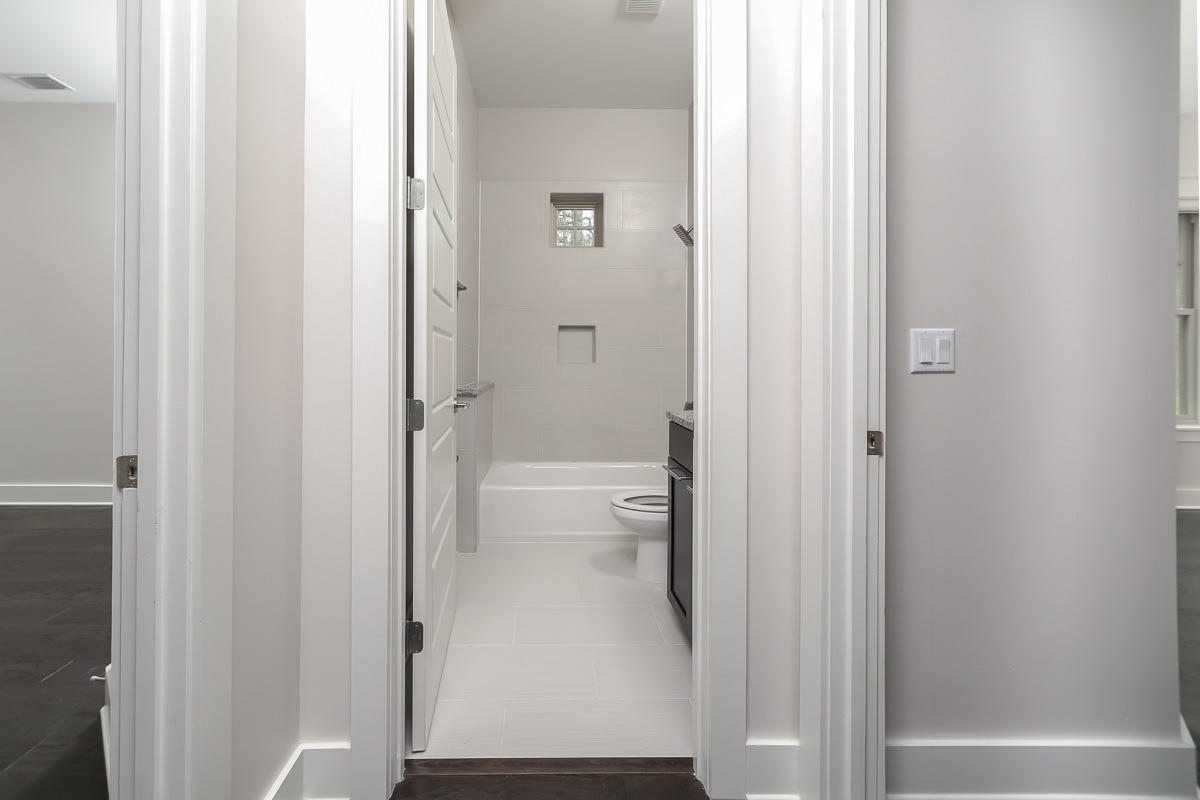 WILD HERON - Residential