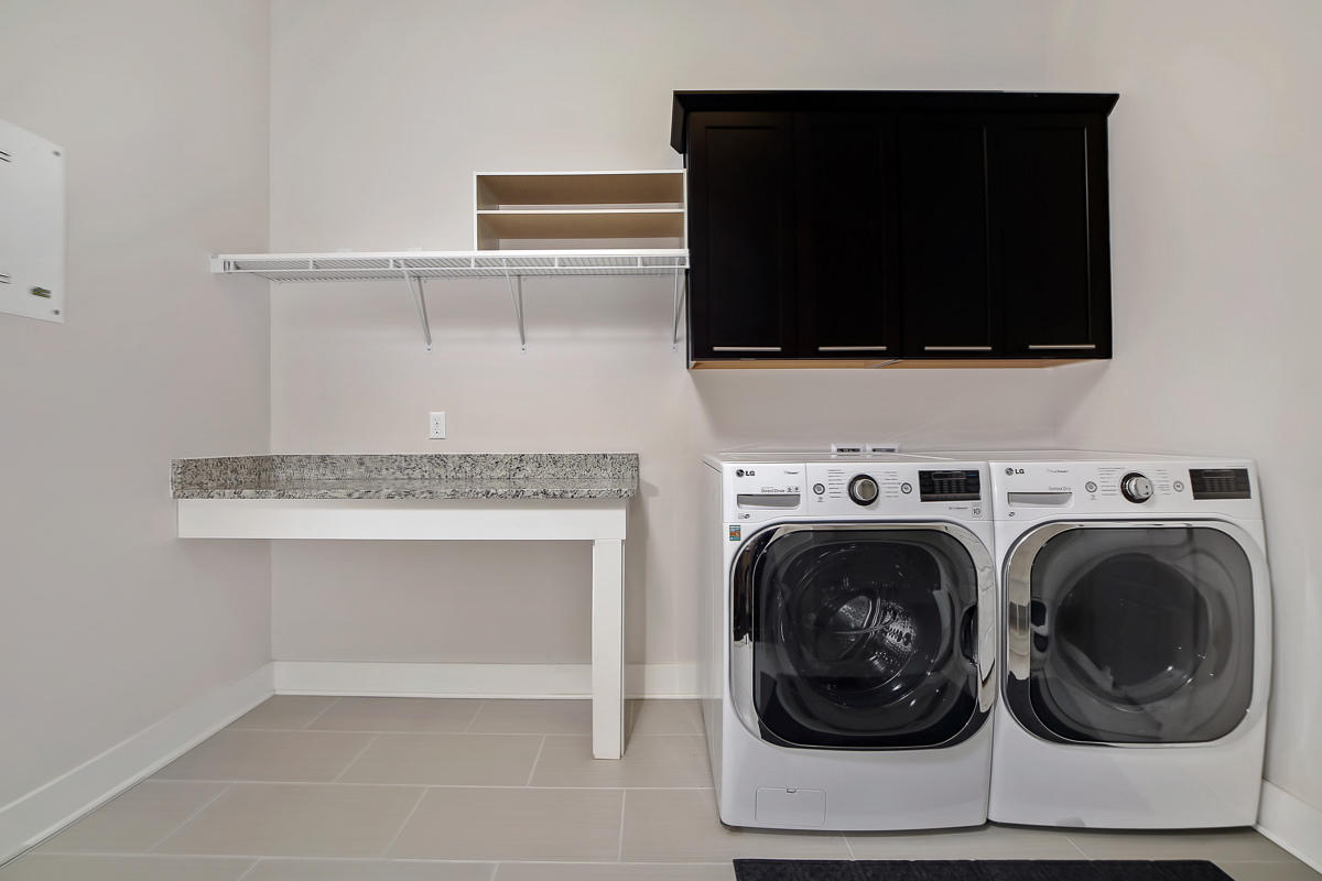 WILD HERON - Residential