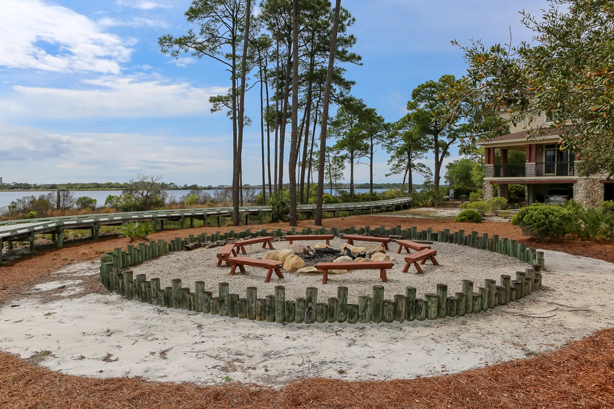 WILD HERON - Residential