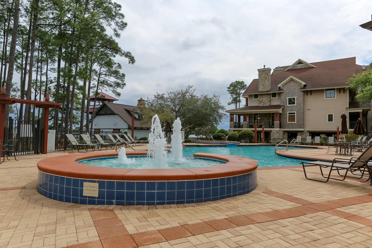 WILD HERON - Residential