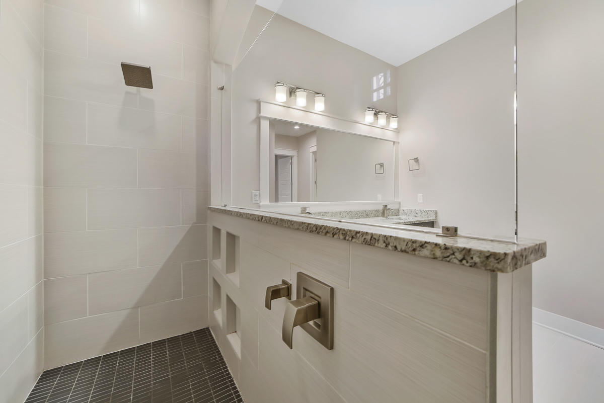 WILD HERON - Residential