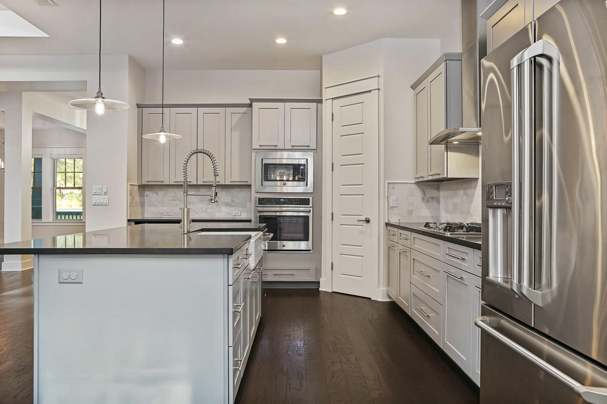 WILD HERON - Residential