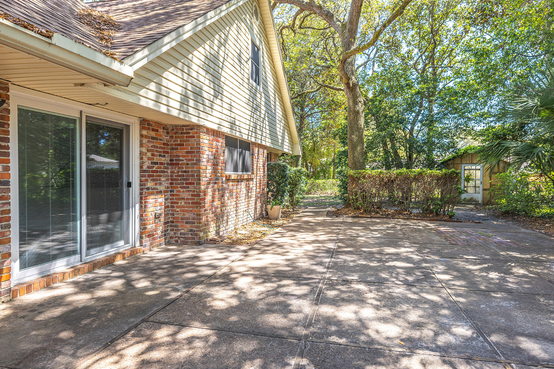 COLONY ESTATES 2ND ADDN - Residential