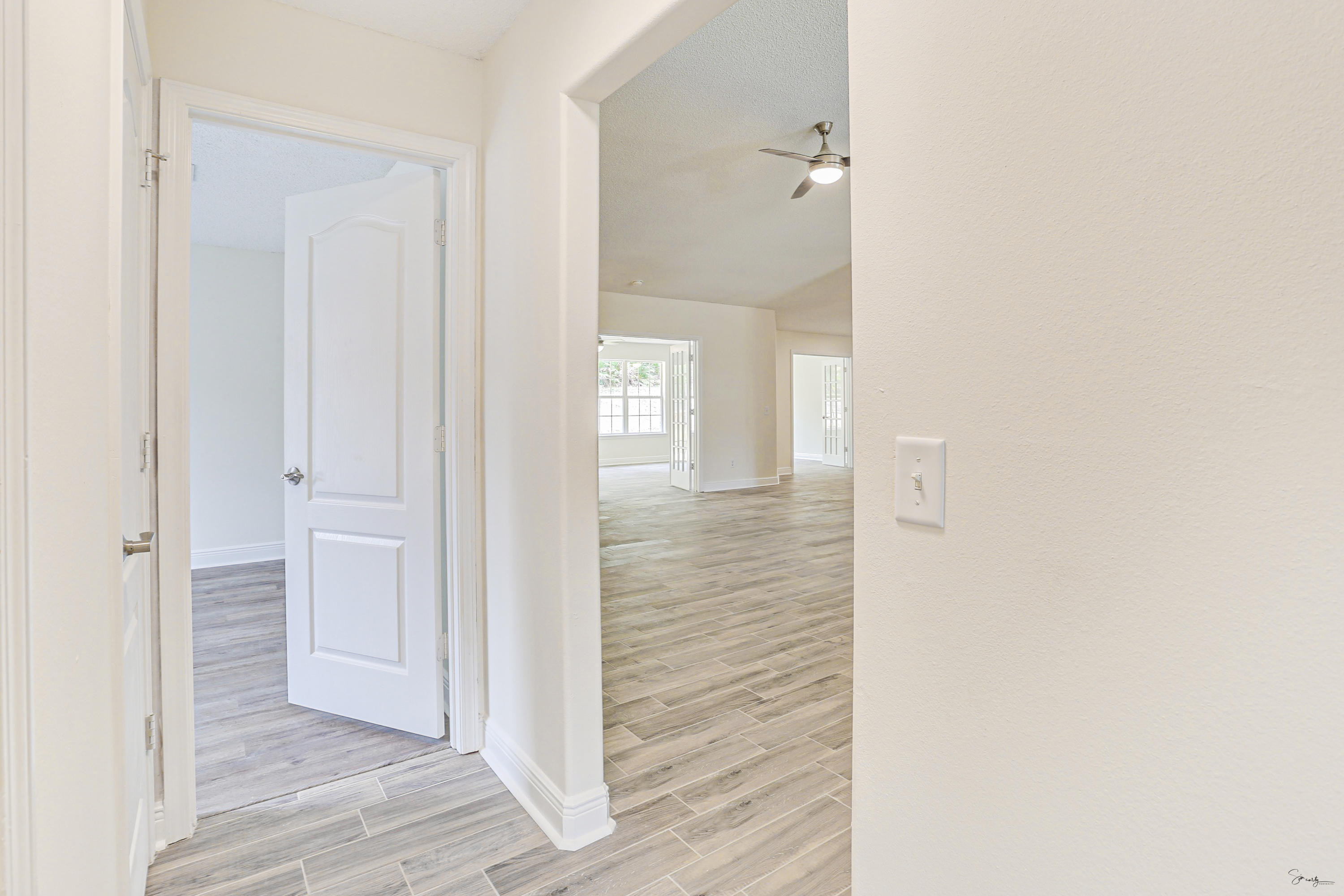 FOX VALLEY - Residential